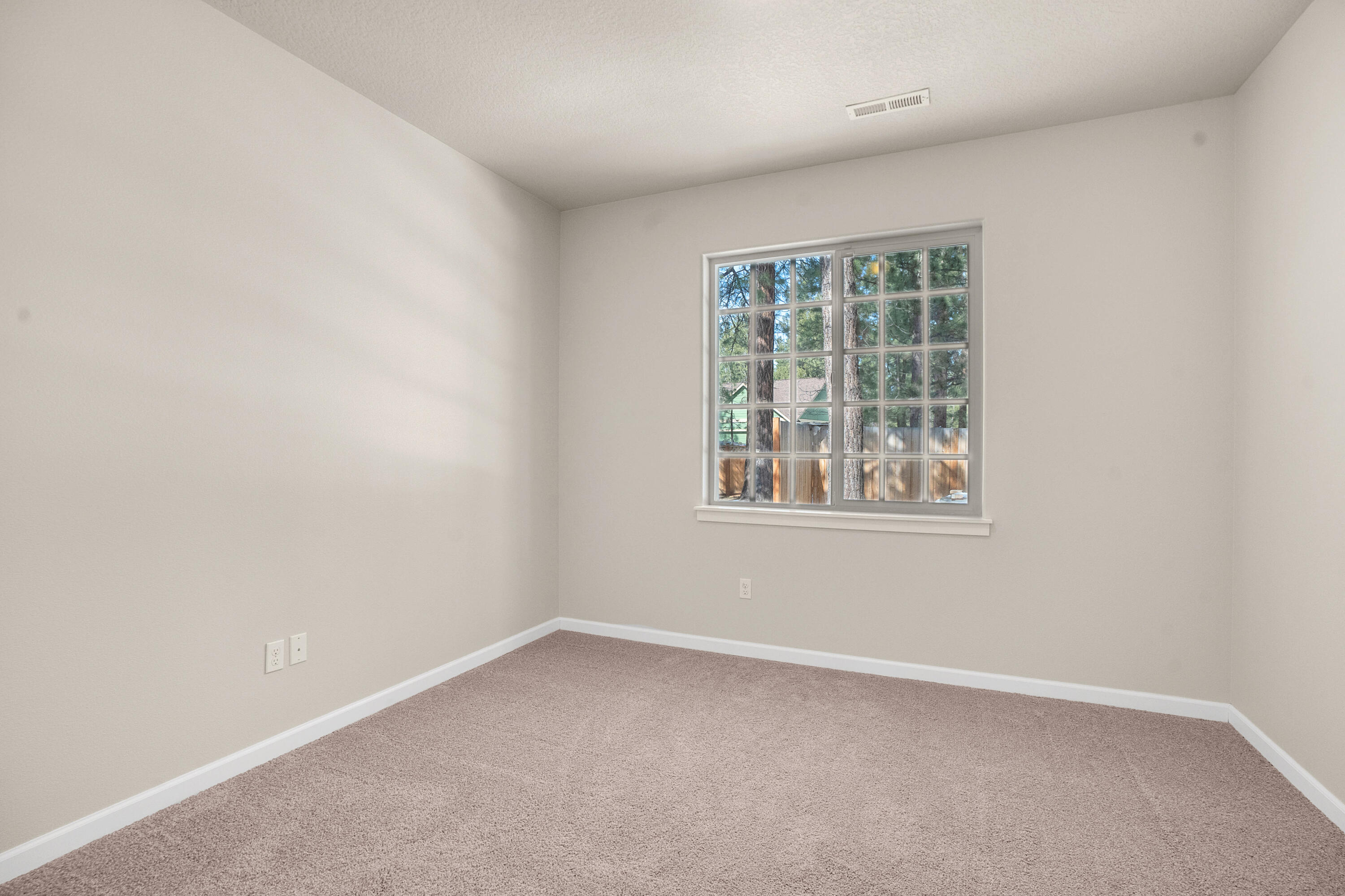 14883 Bluegrass Loop