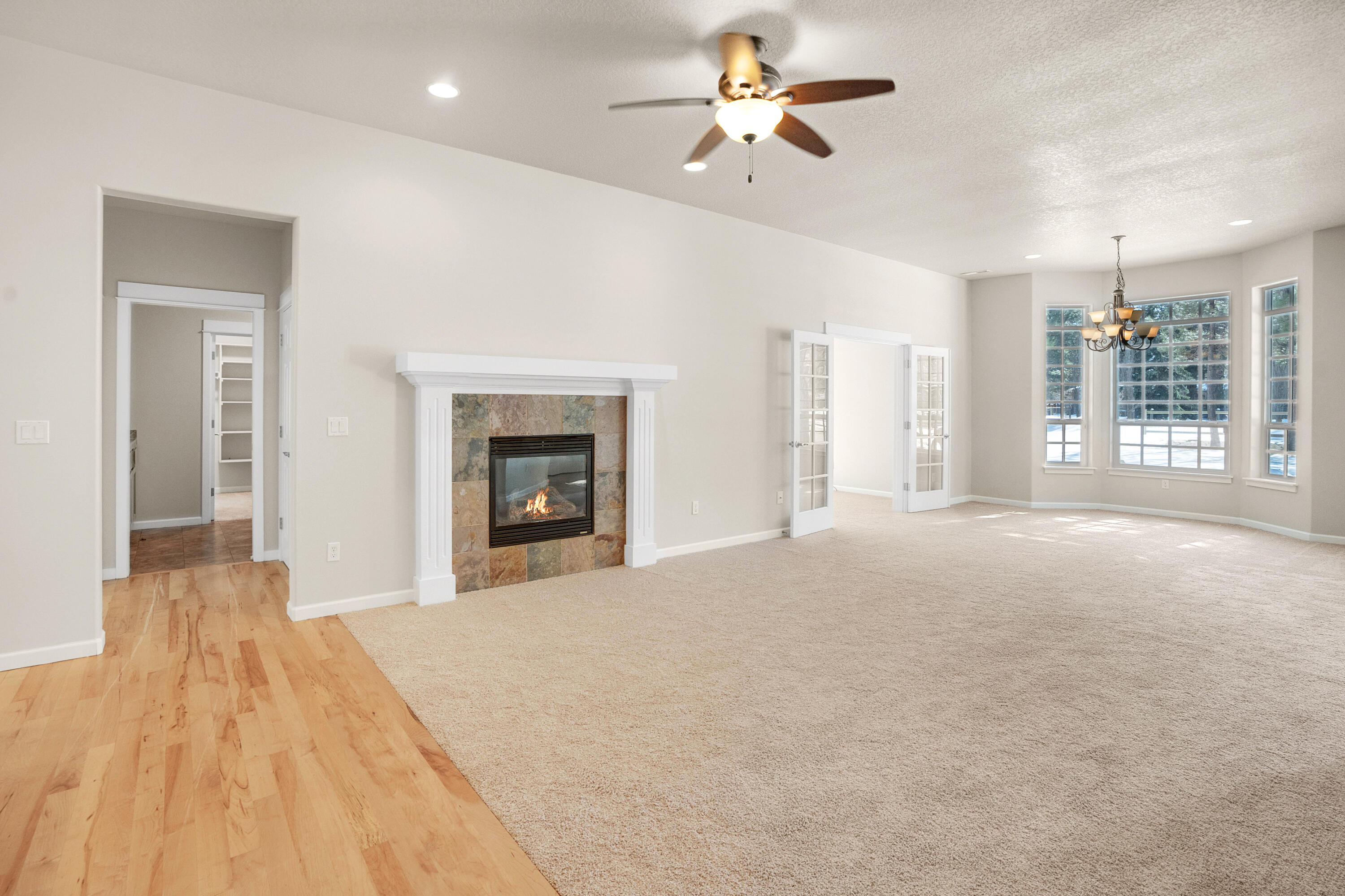 14883 Bluegrass Loop