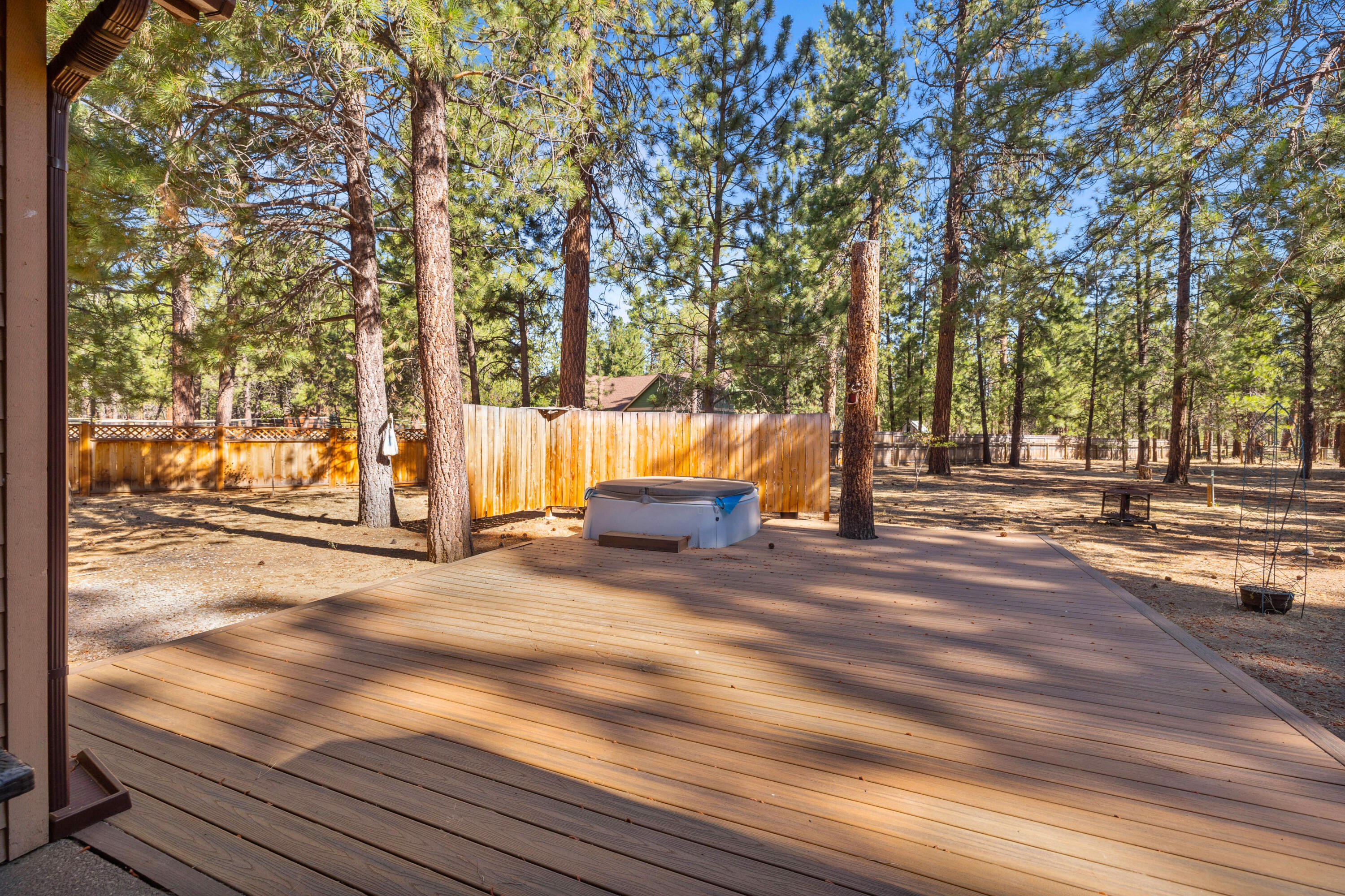 14883 Bluegrass Loop