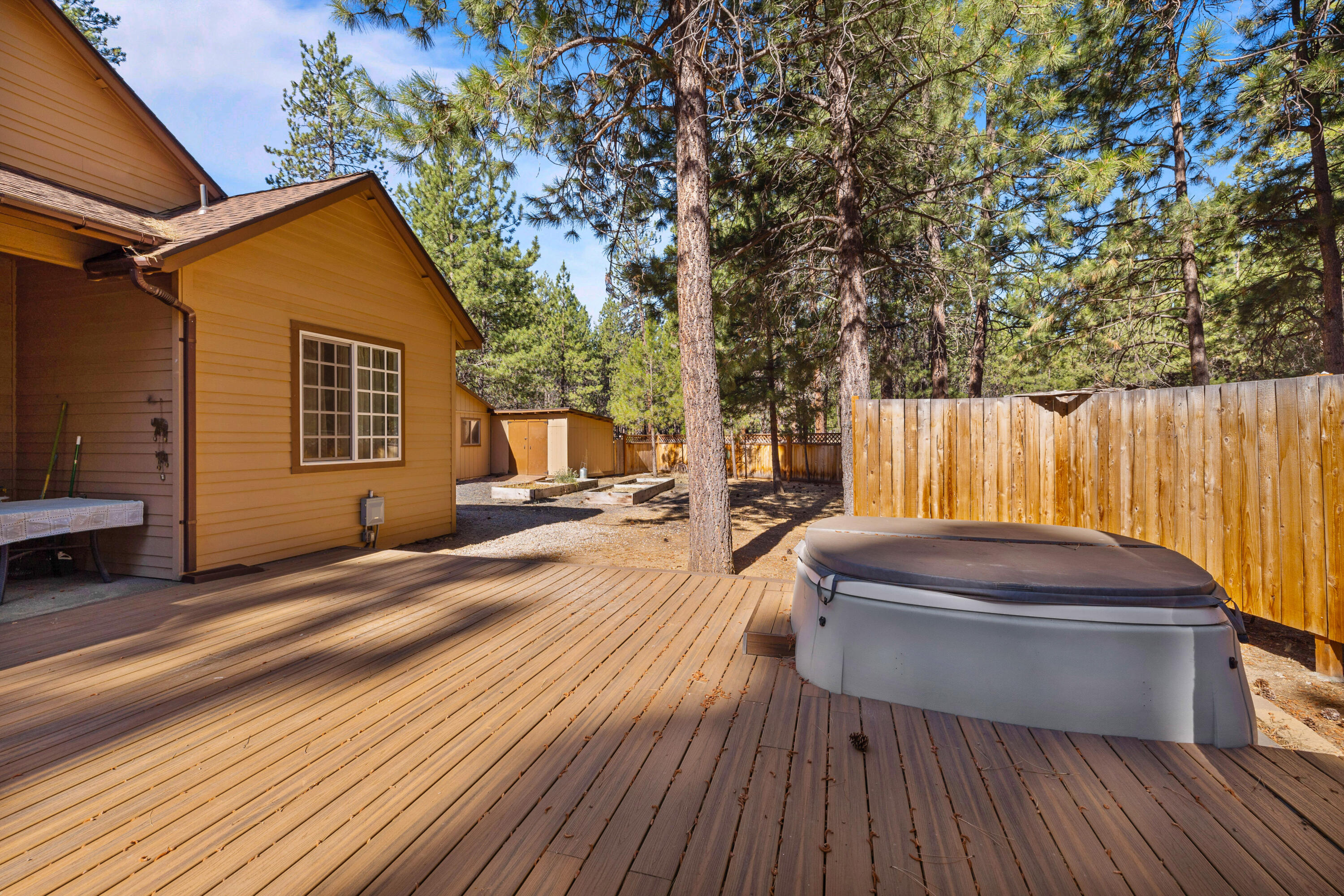 14883 Bluegrass Loop