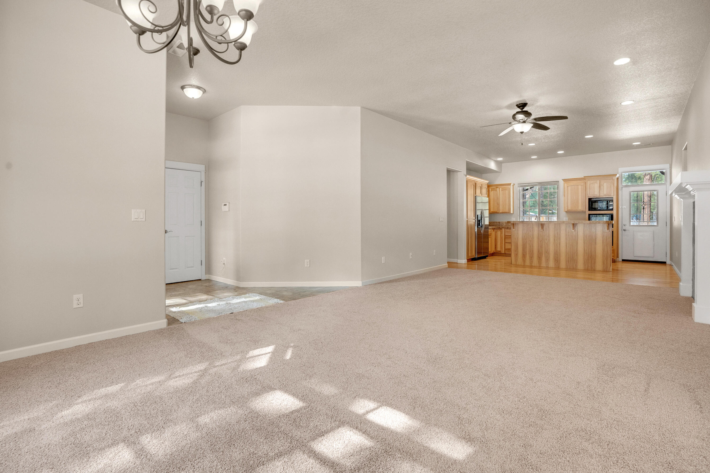 14883 Bluegrass Loop