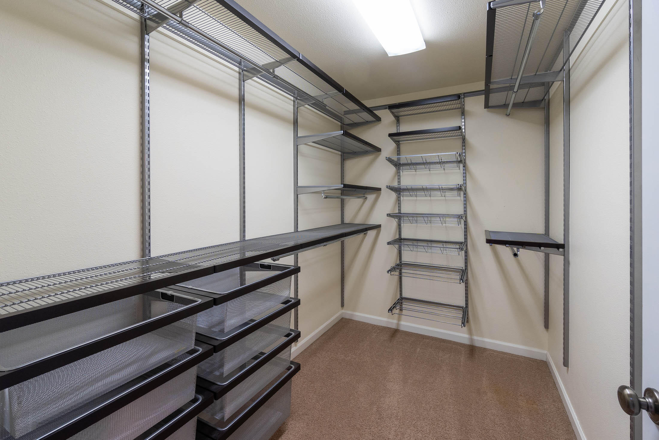 2776 NE Red Oak Drive