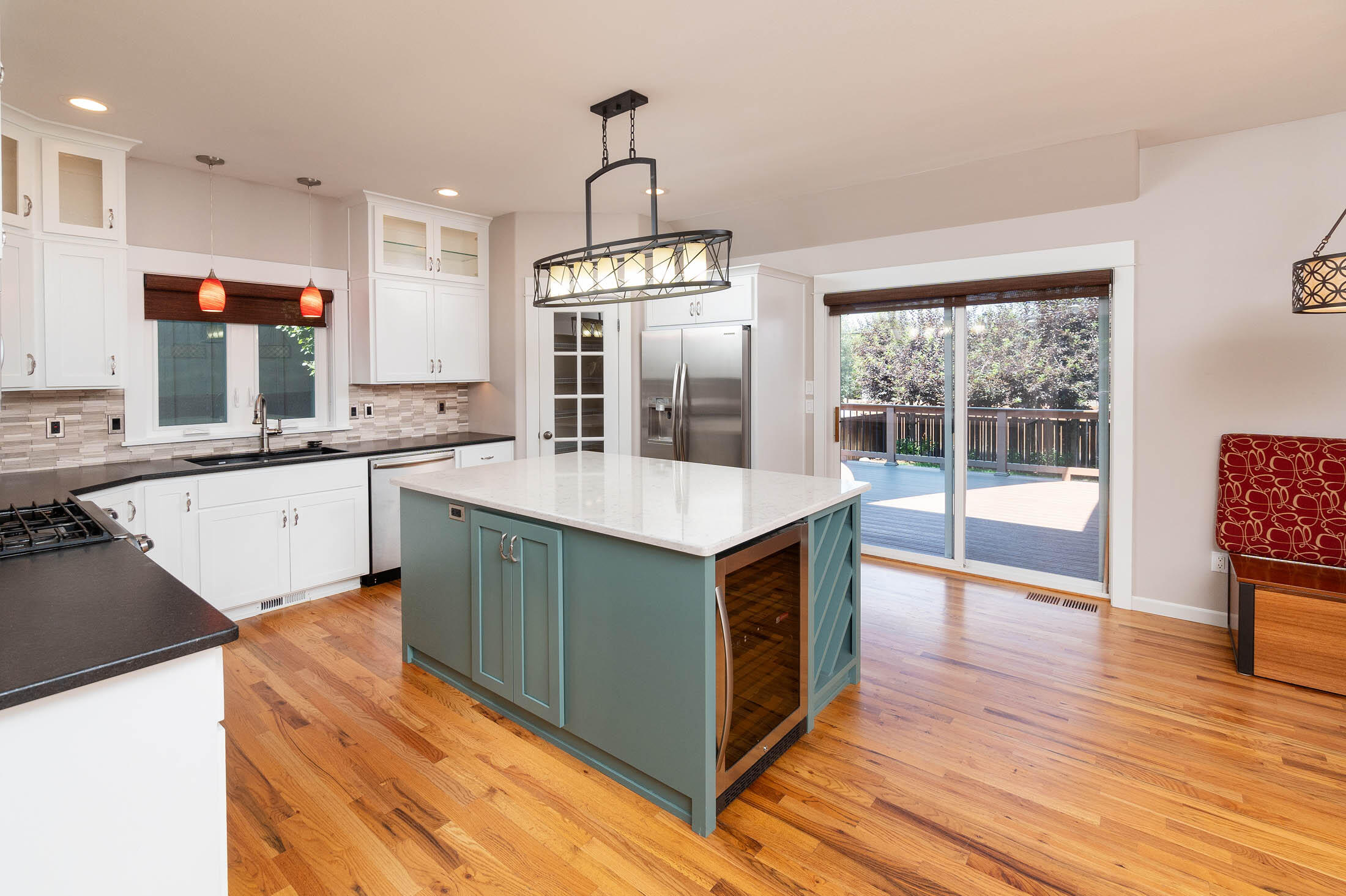 2776 NE Red Oak Drive