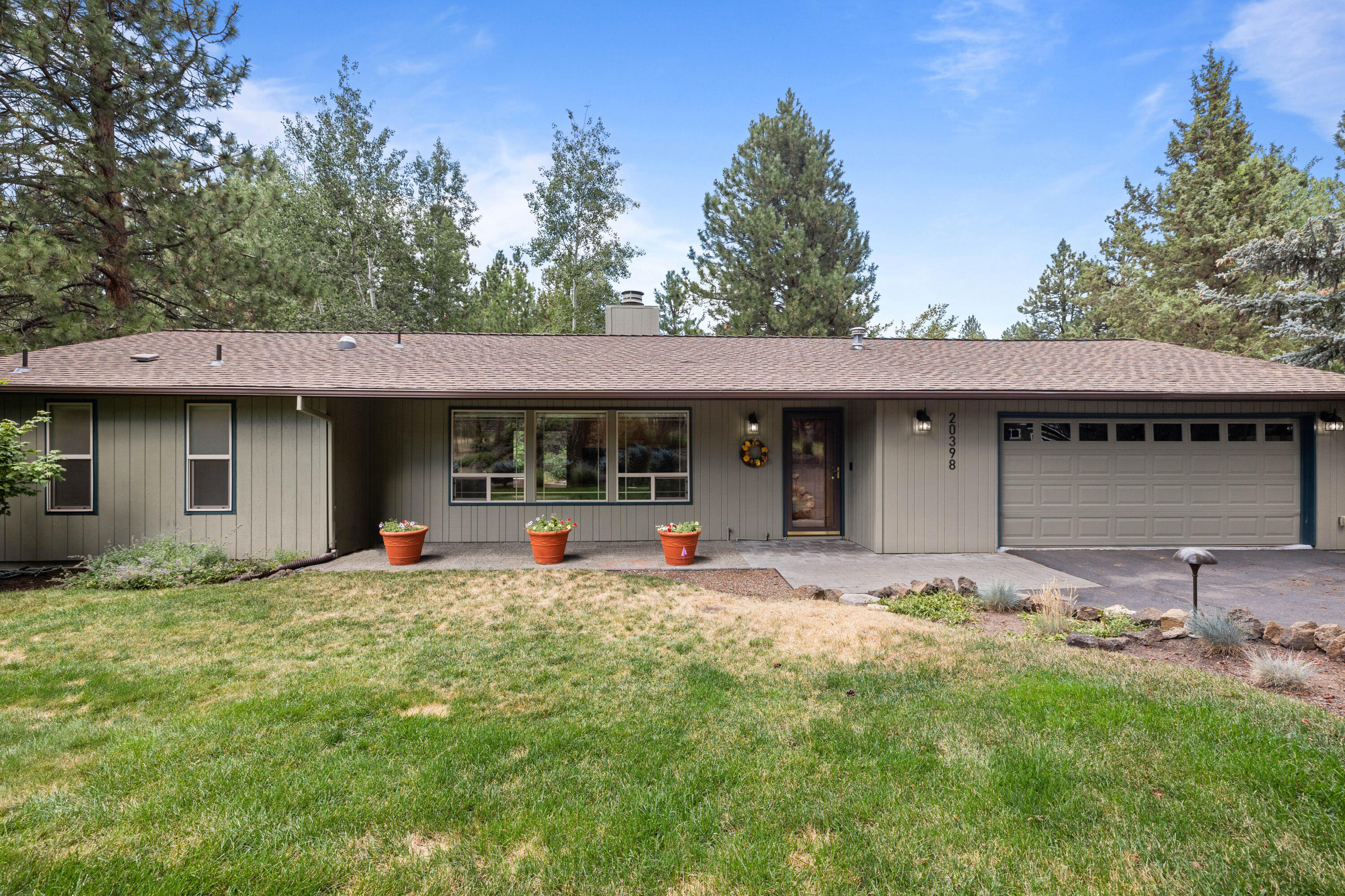 20398 Donkey Sled Road