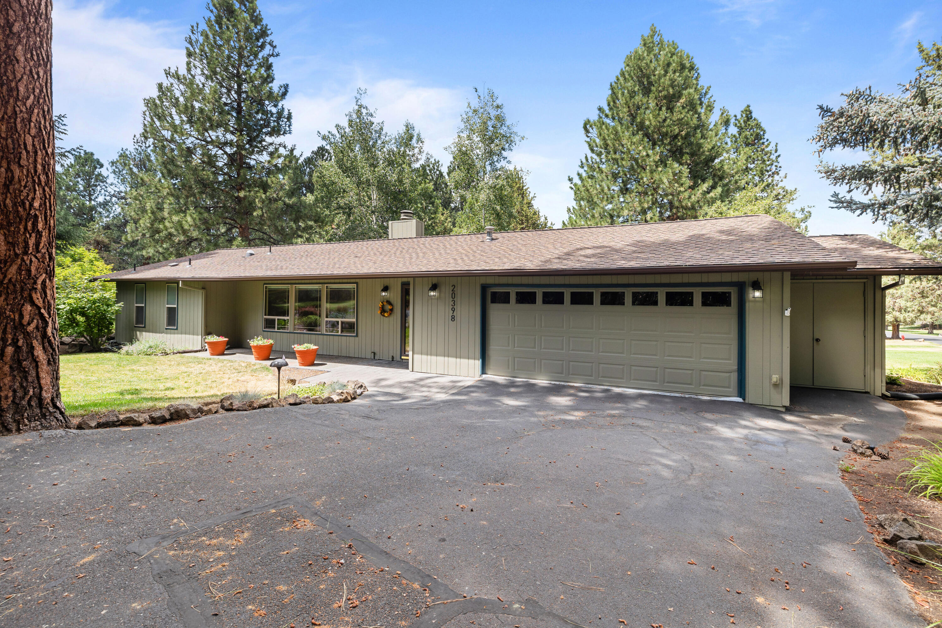 20398 Donkey Sled Road