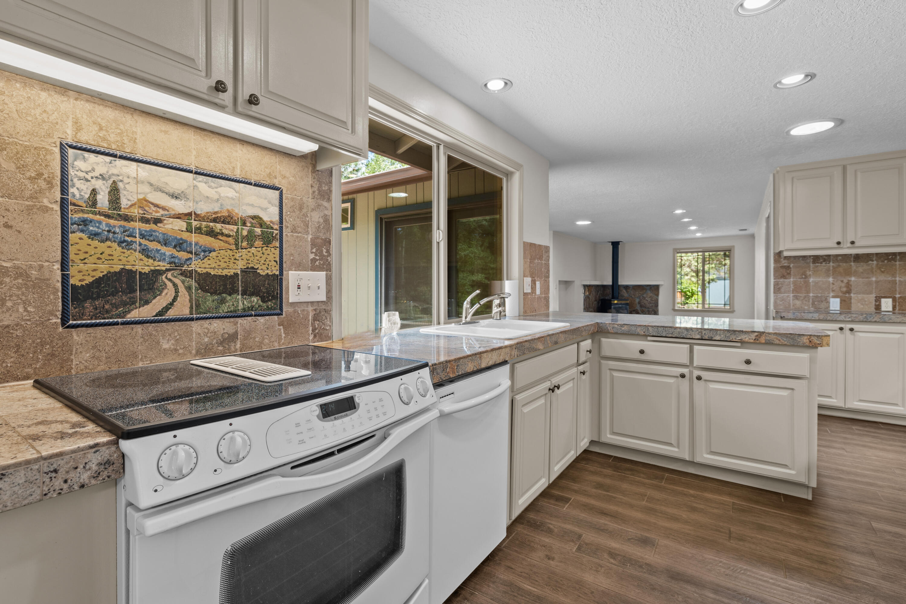 20398 Donkey Sled Road