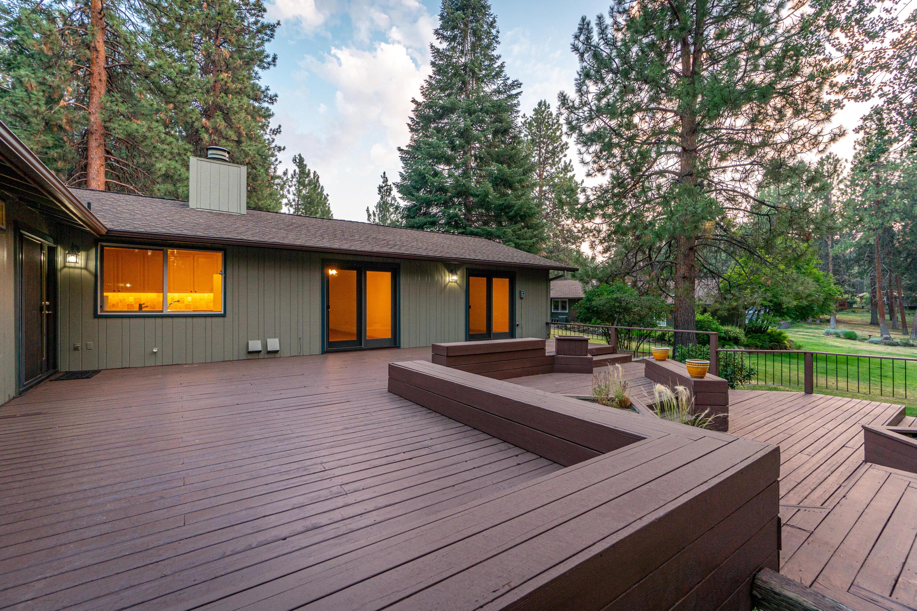 20398 Donkey Sled Road