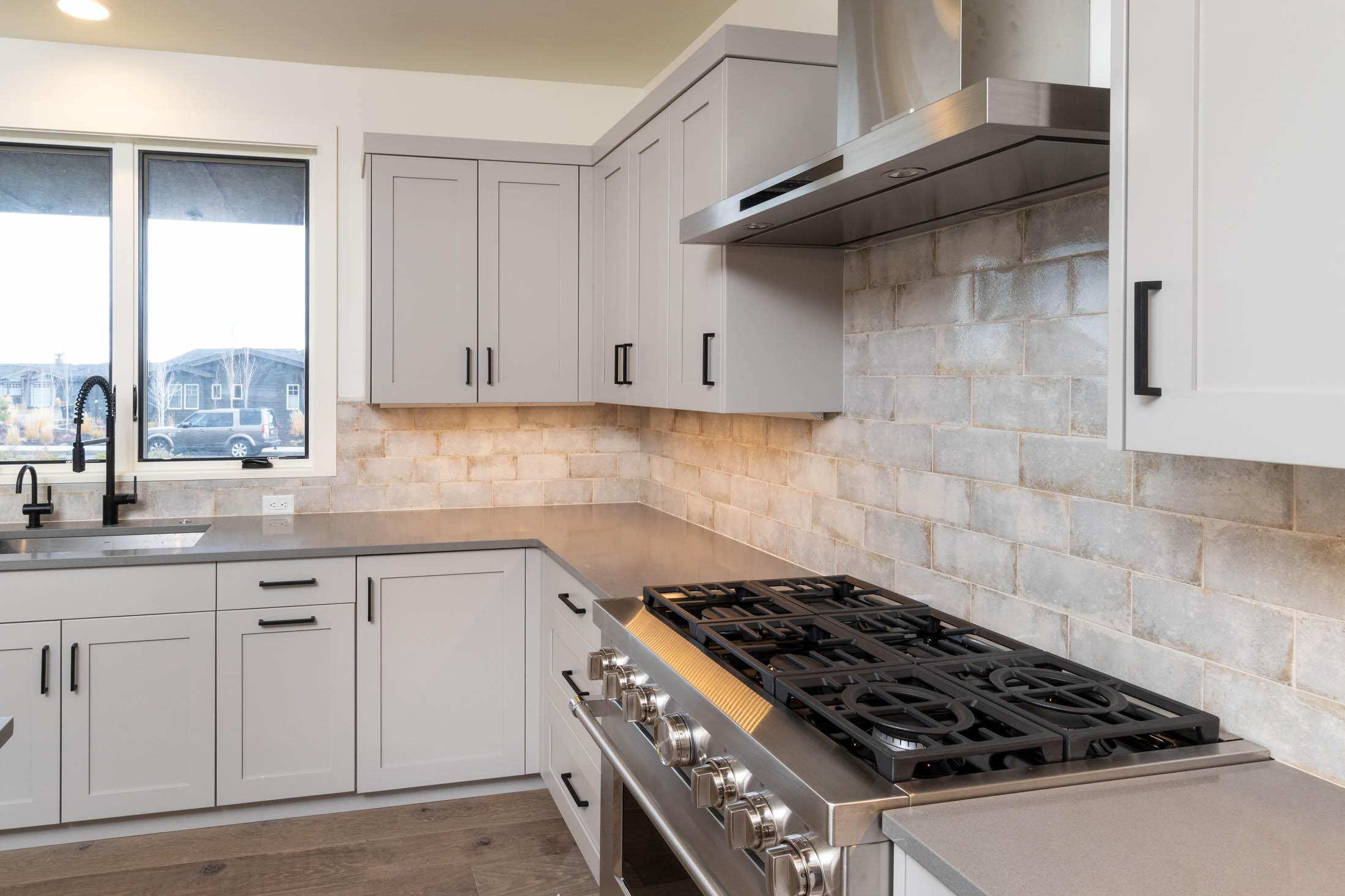 61306 McRoberts Lane, 22