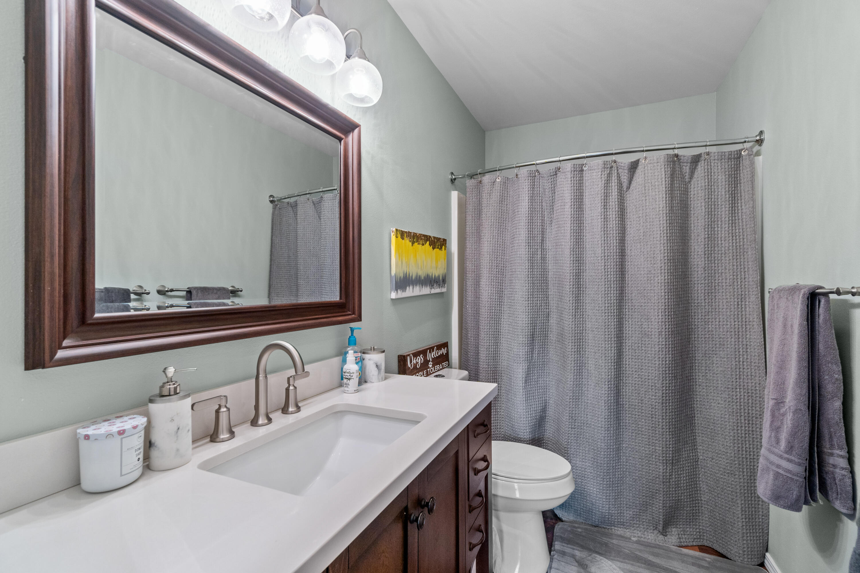 1510 NE Haytons Elk View Lane