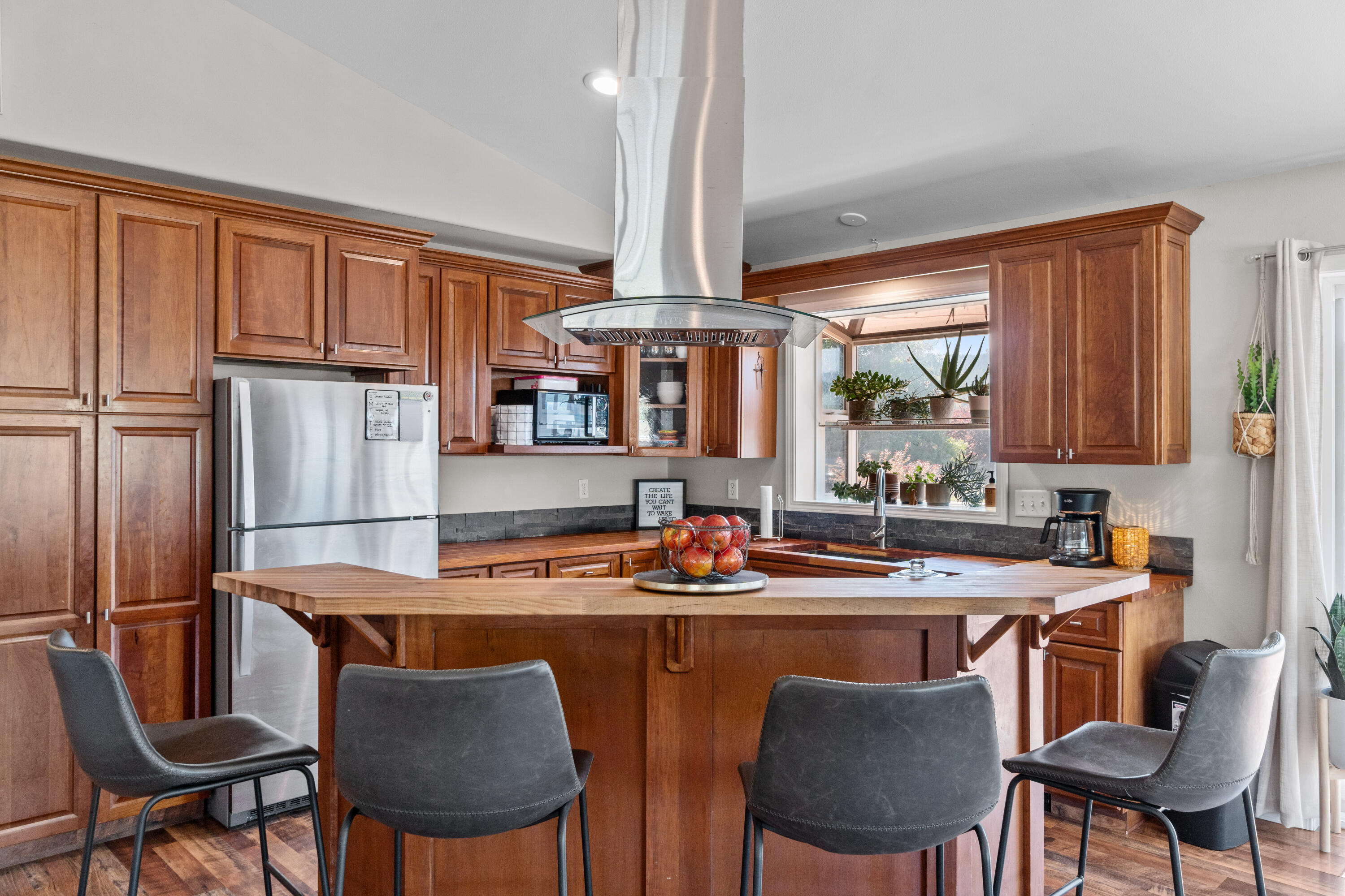 1510 NE Haytons Elk View Lane