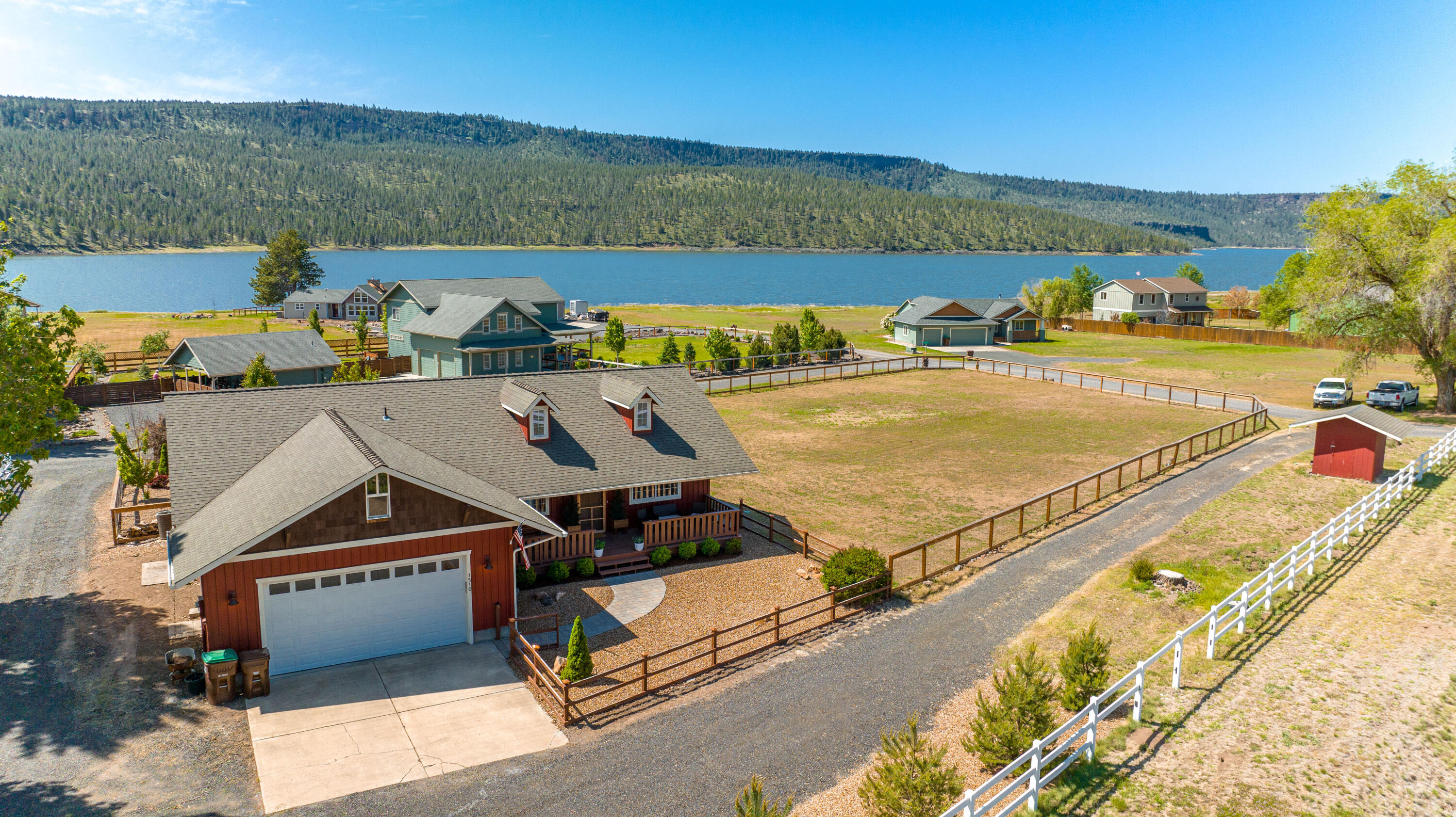 1510 NE Haytons Elk View Lane