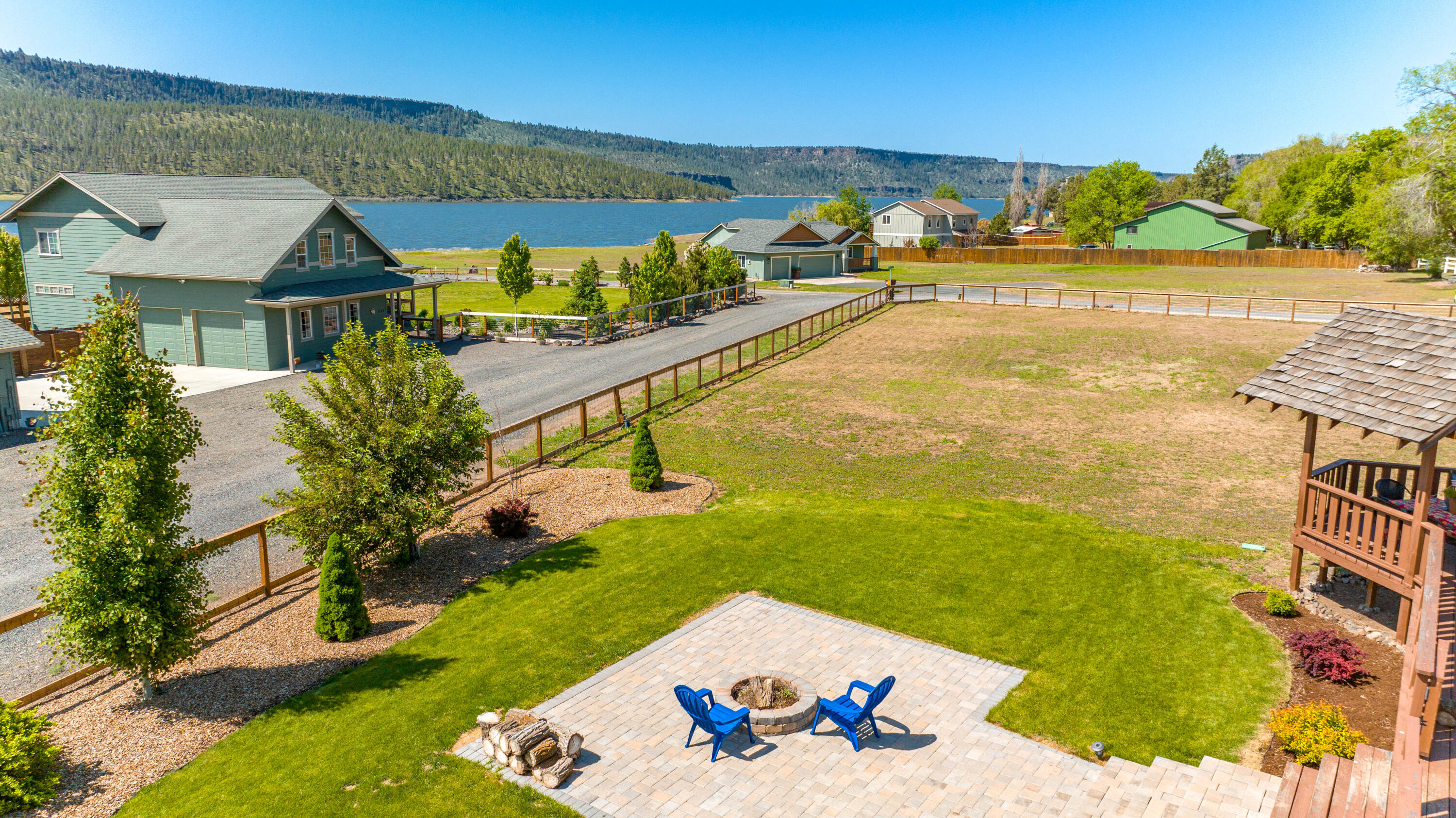 1510 NE Haytons Elk View Lane