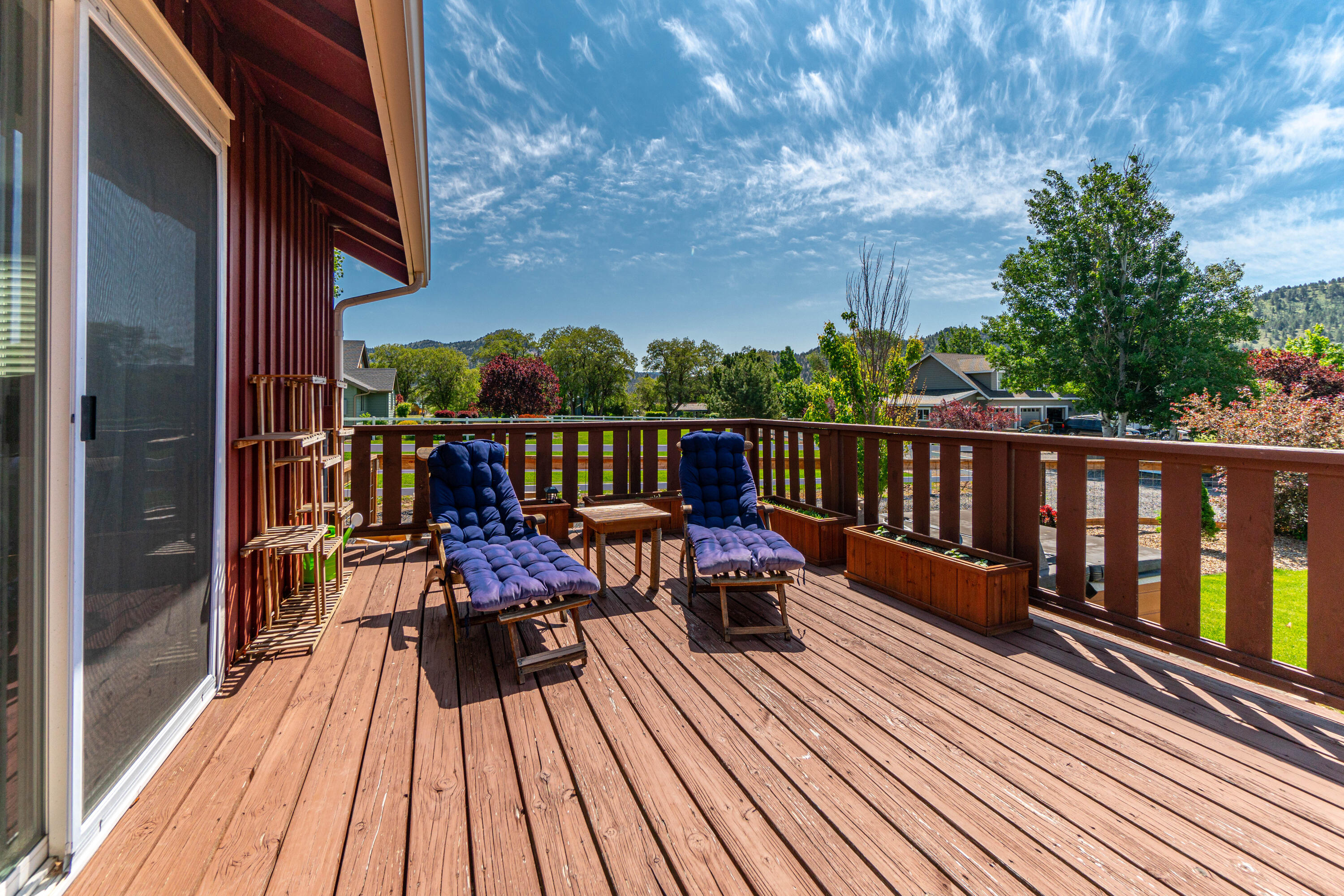 1510 NE Haytons Elk View Lane