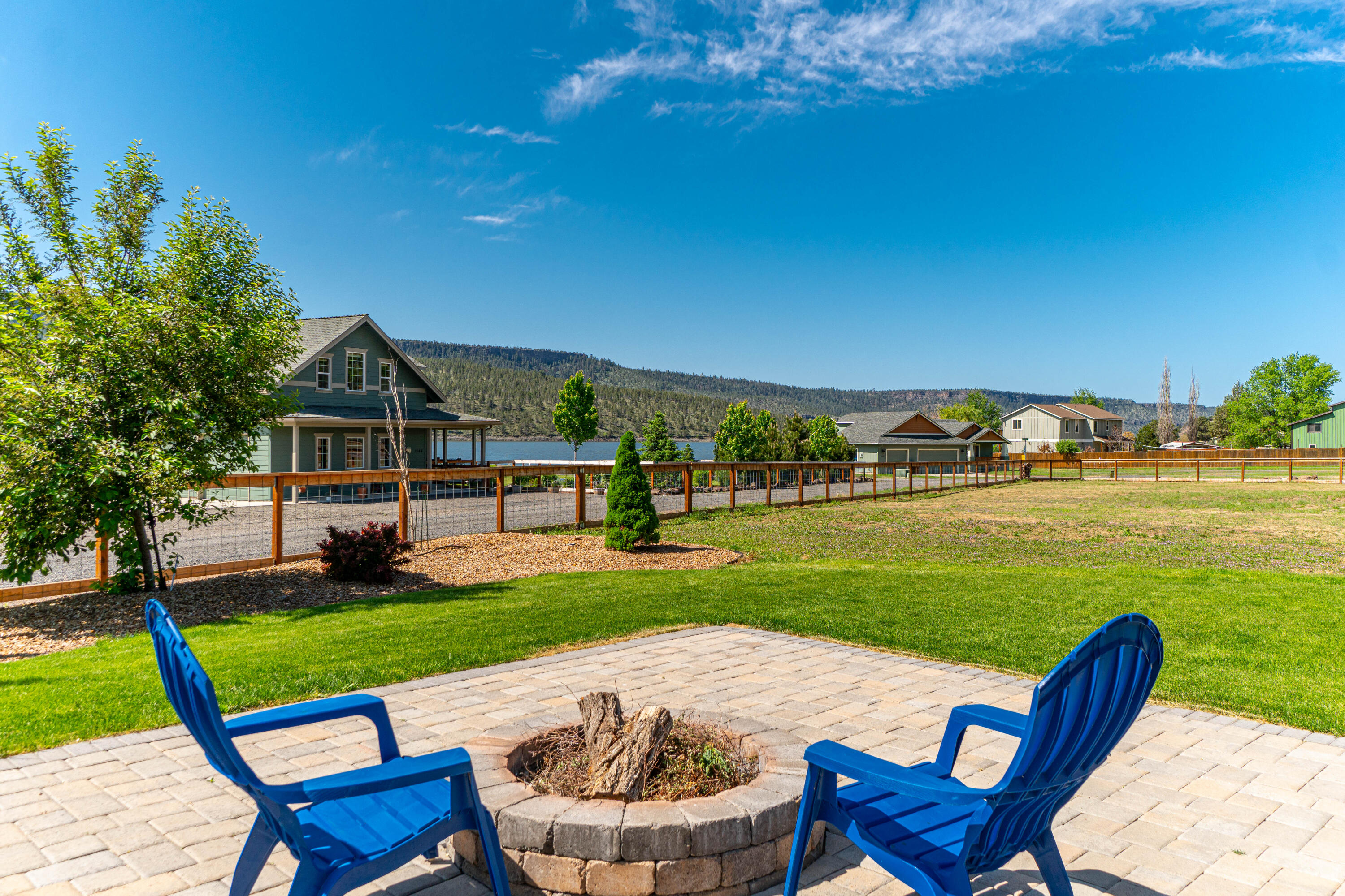 1510 NE Haytons Elk View Lane