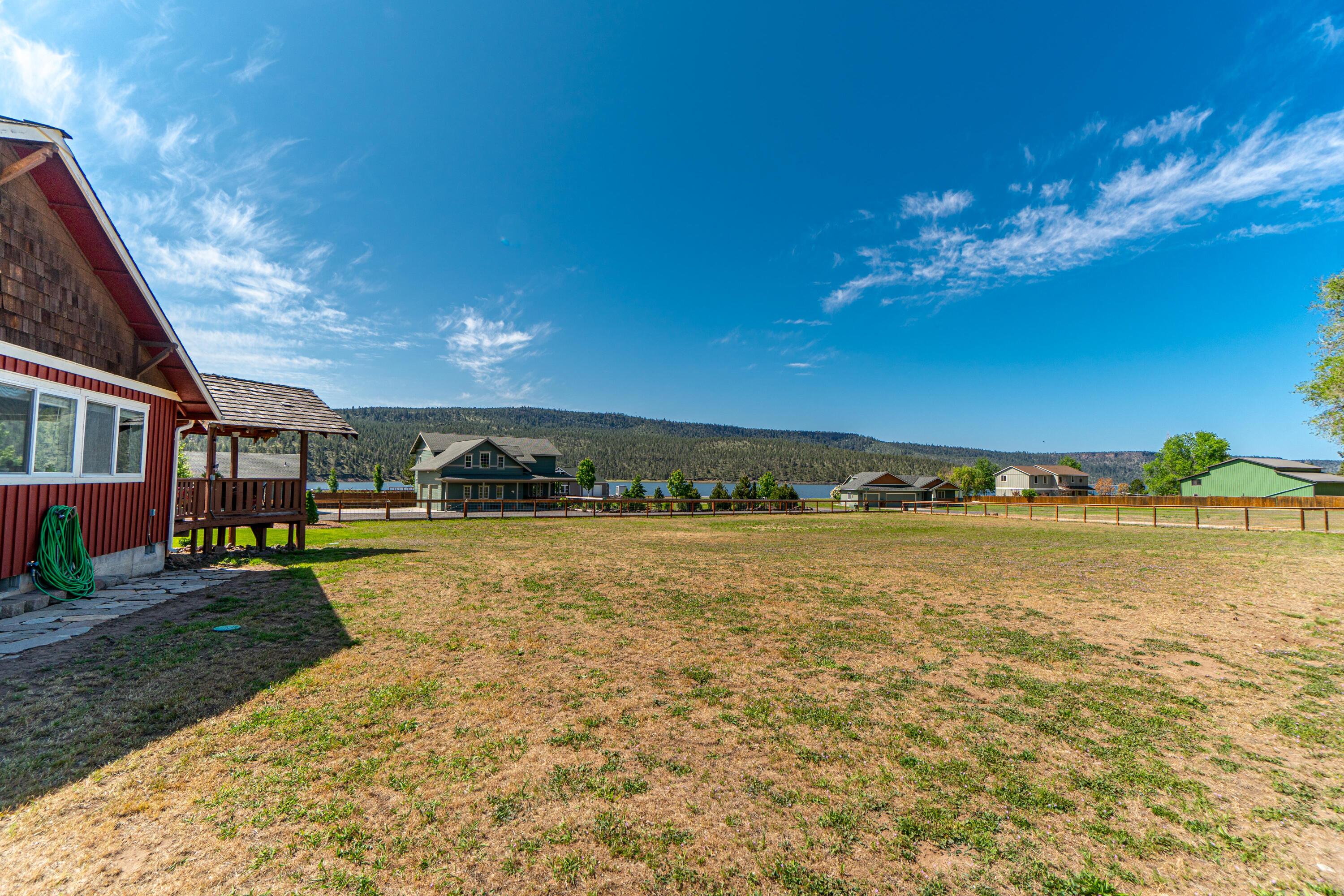 1510 NE Haytons Elk View Lane