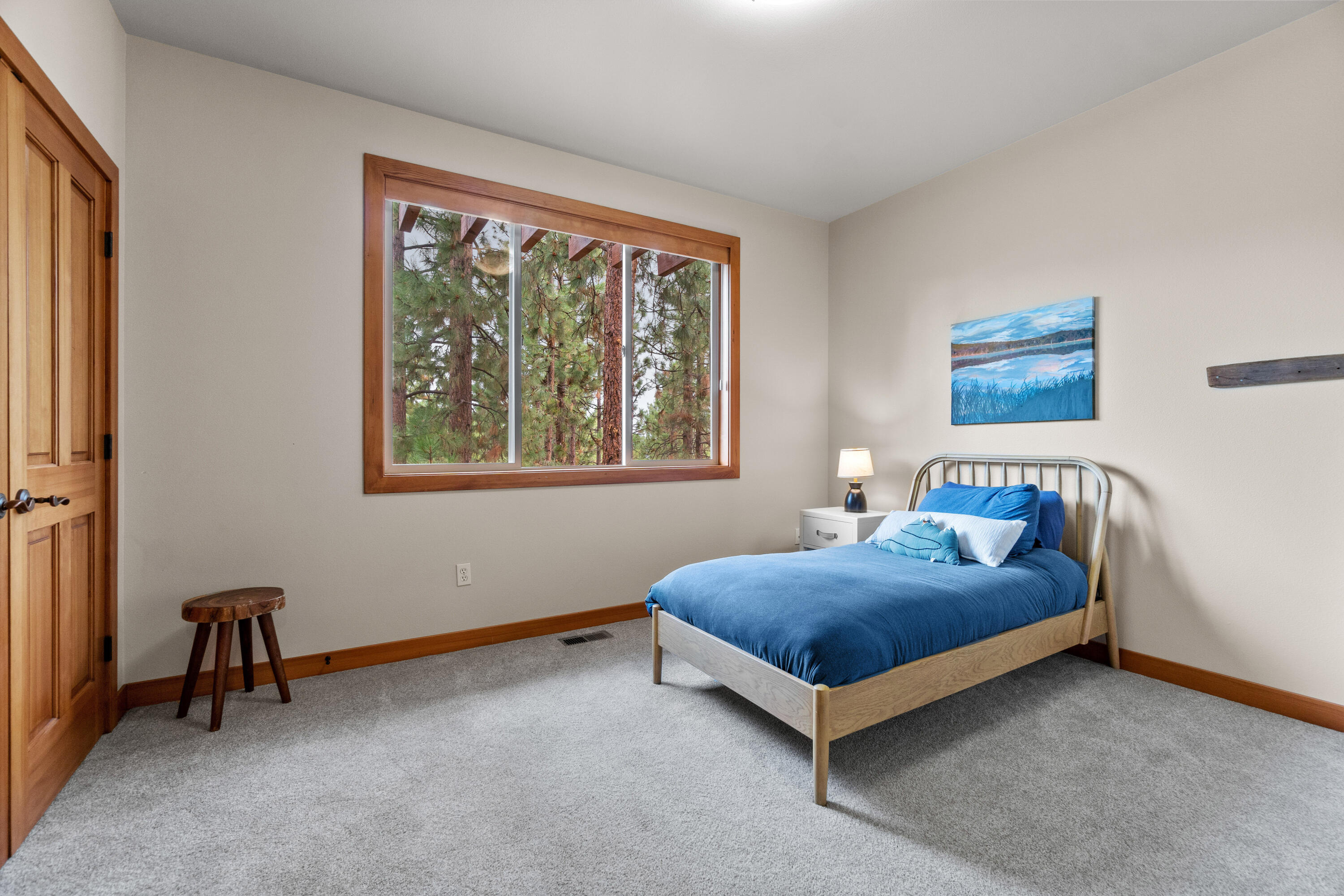 1654 NW Overlook Drive