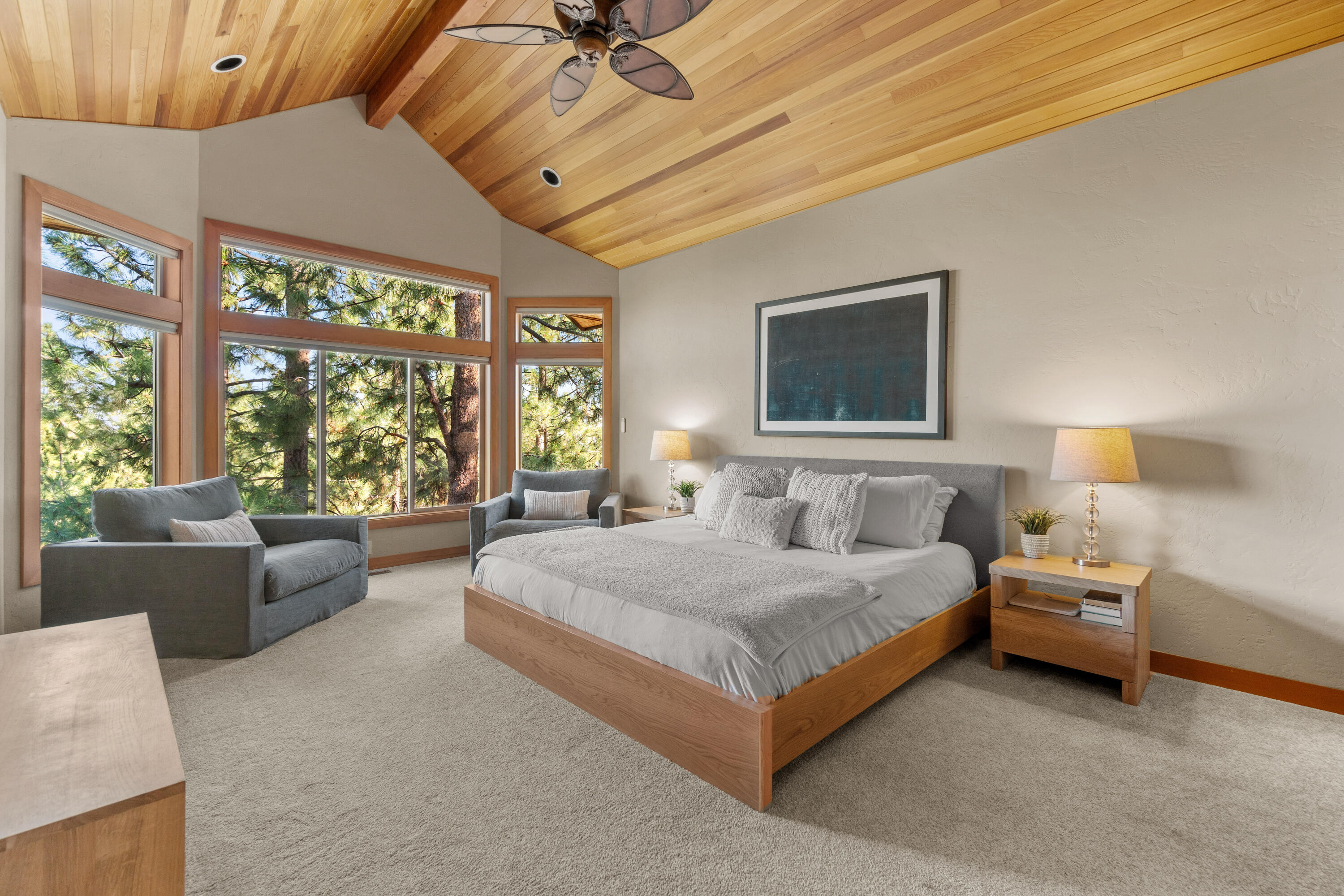 1654 NW Overlook Drive