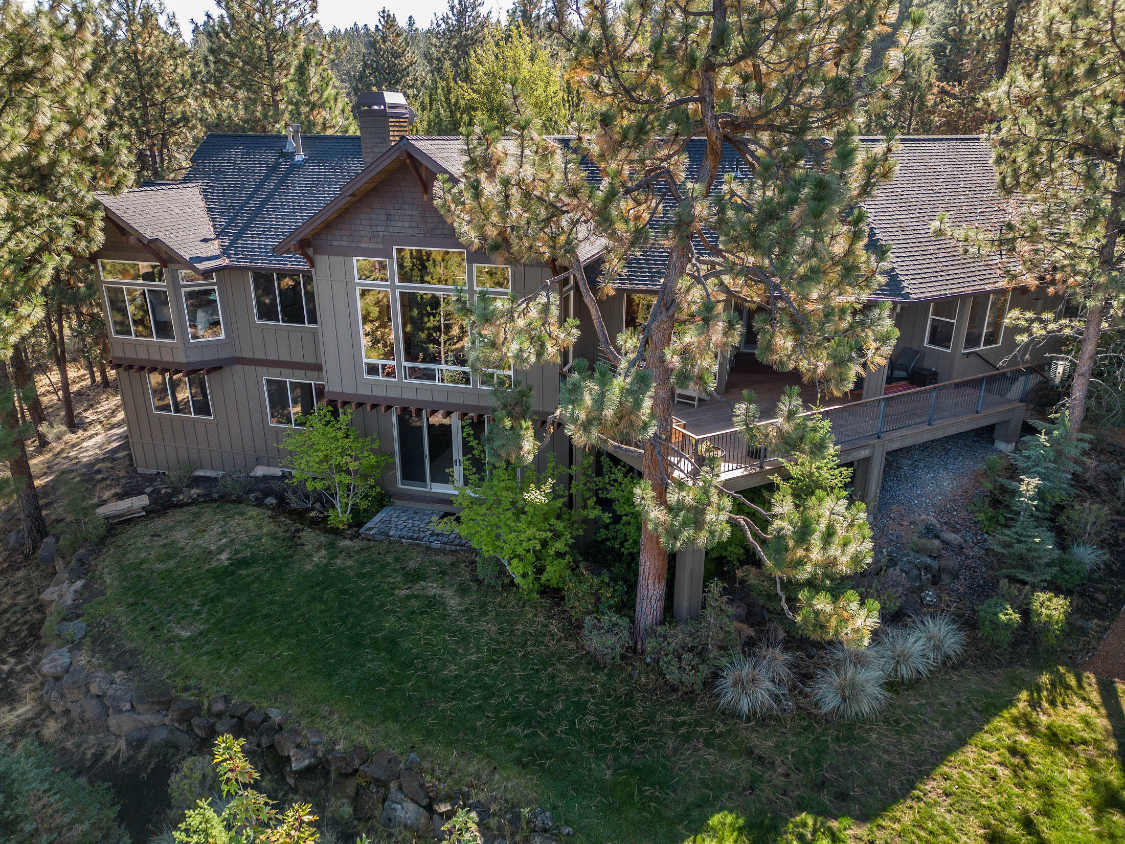 1654 NW Overlook Drive