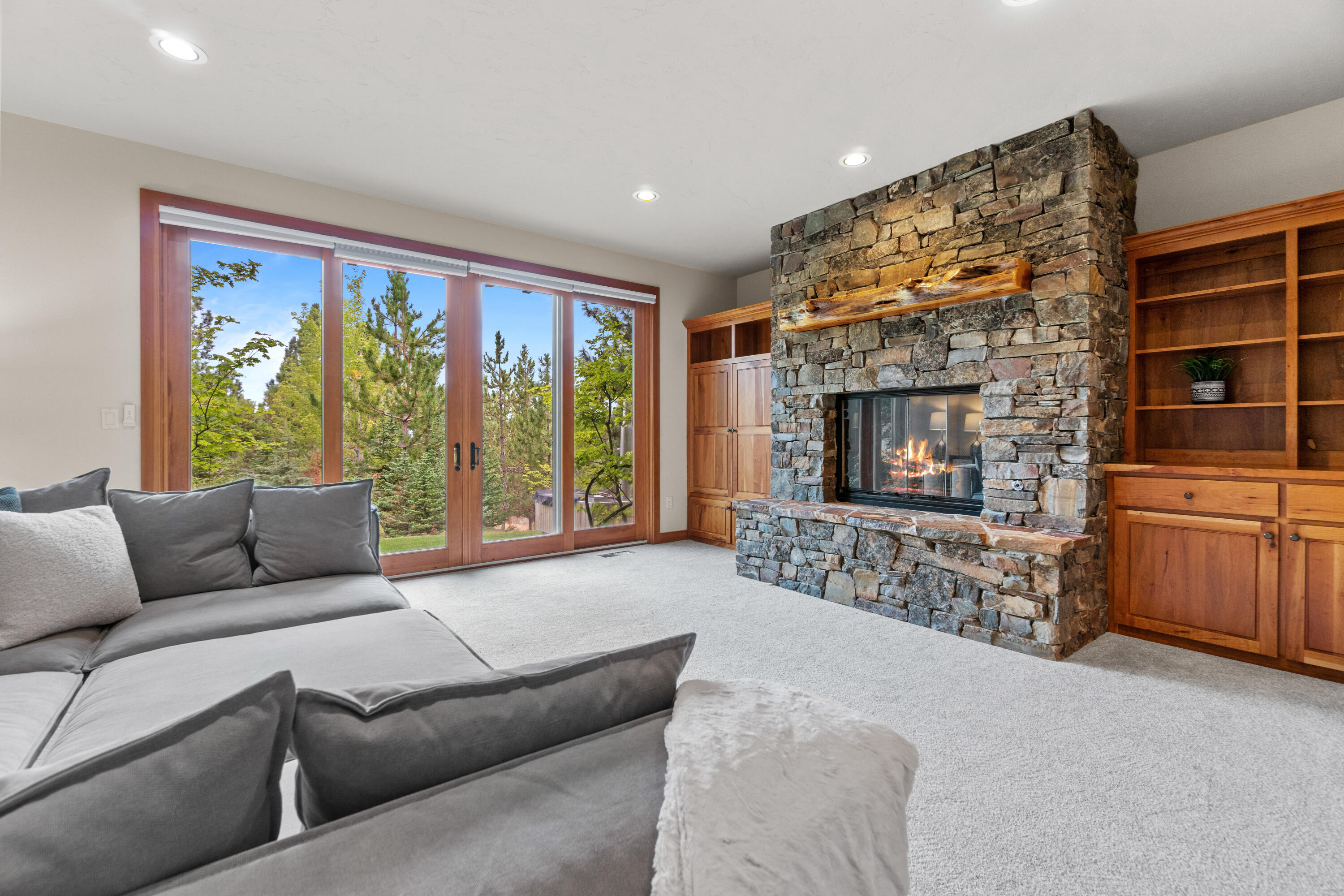 1654 NW Overlook Drive