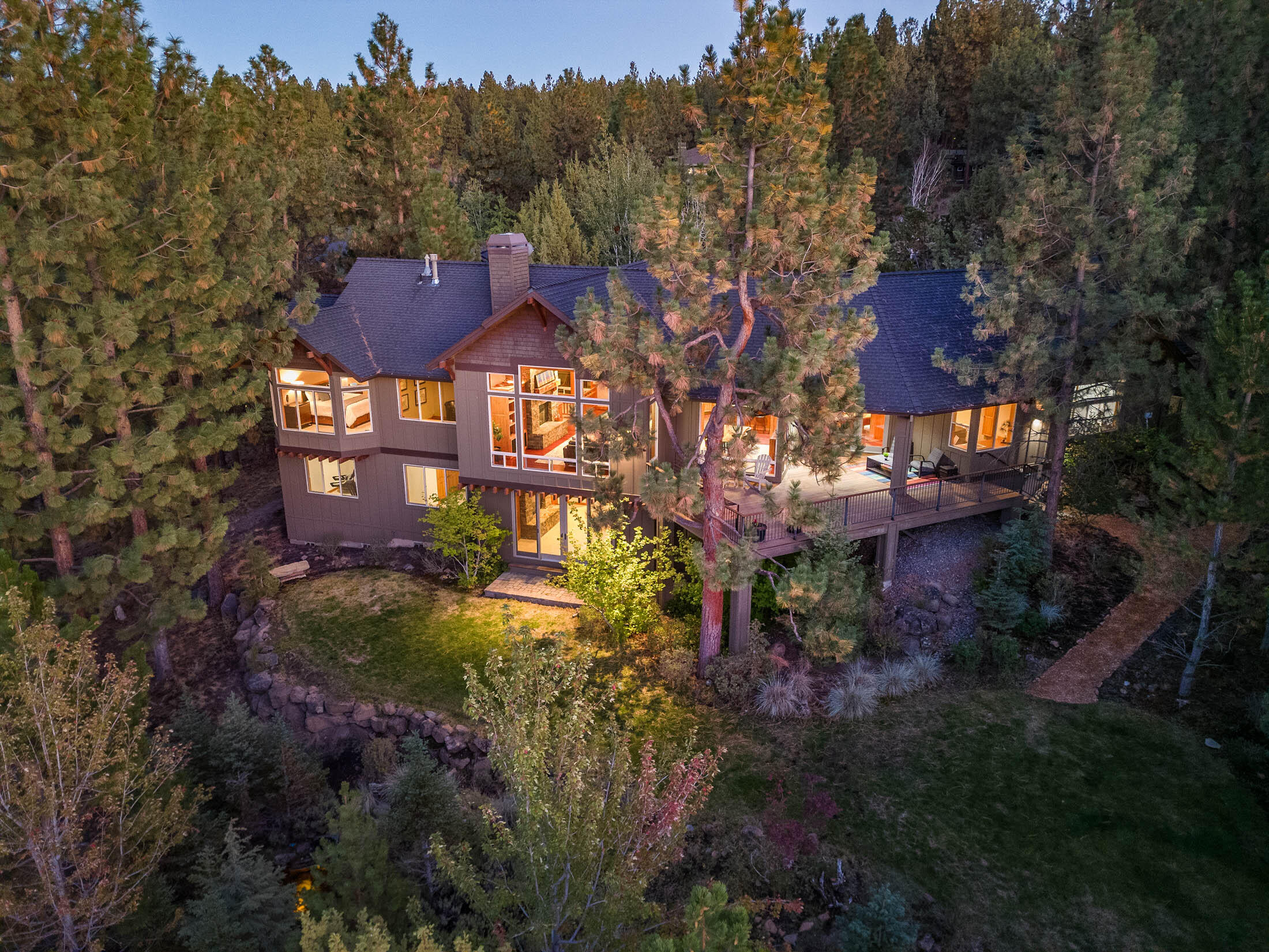 1654 NW Overlook Drive