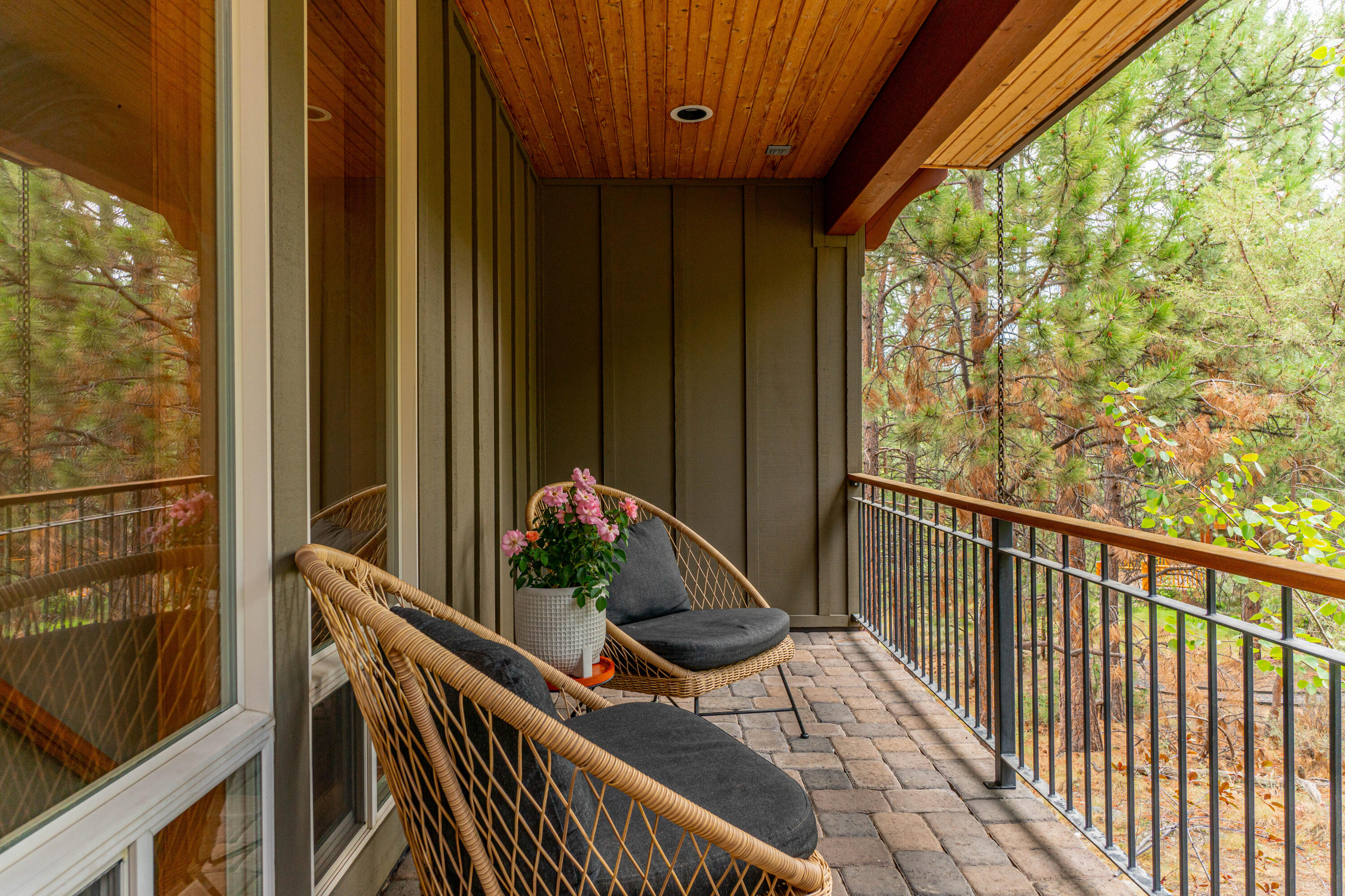 1654 NW Overlook Drive