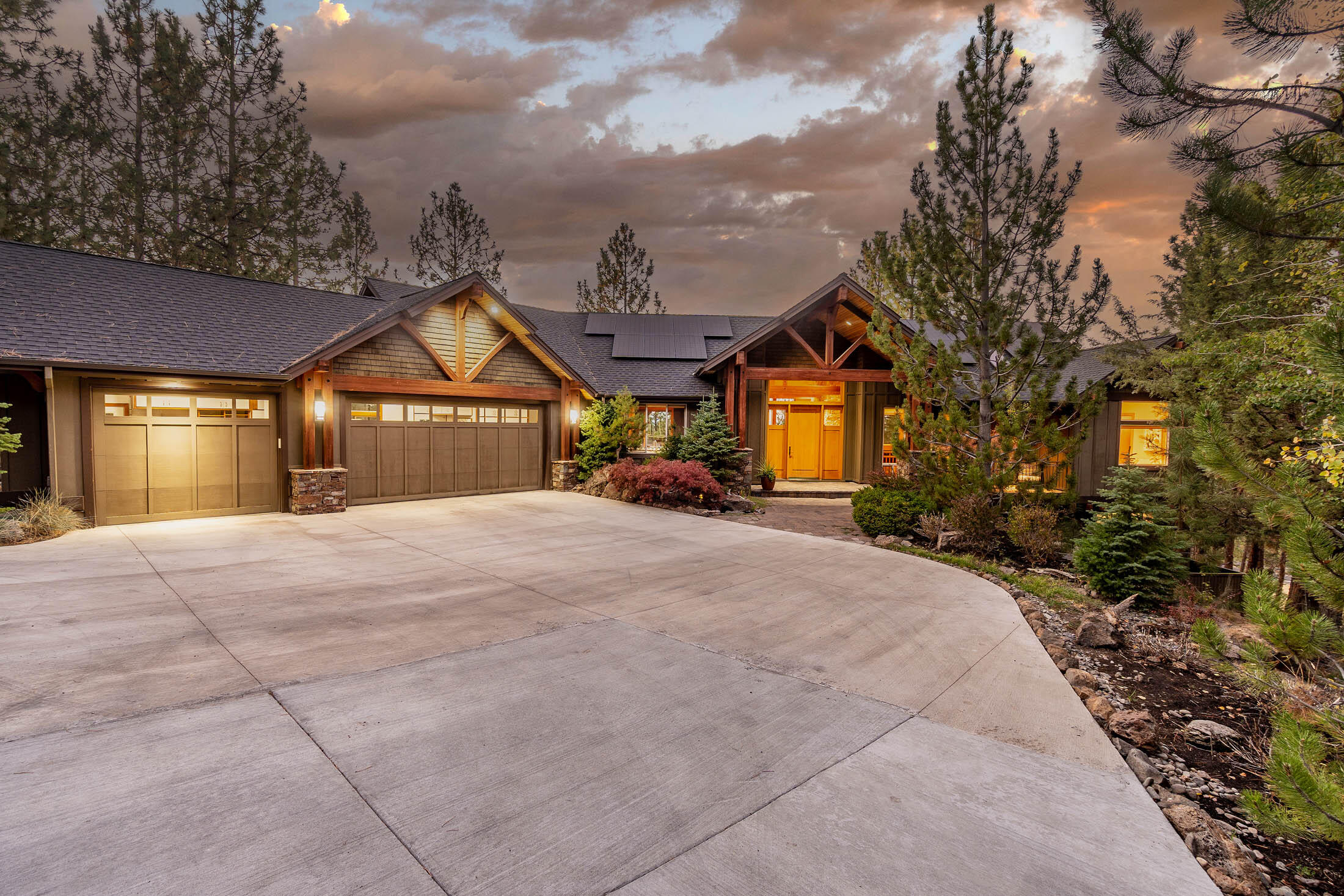 1654 NW Overlook Drive