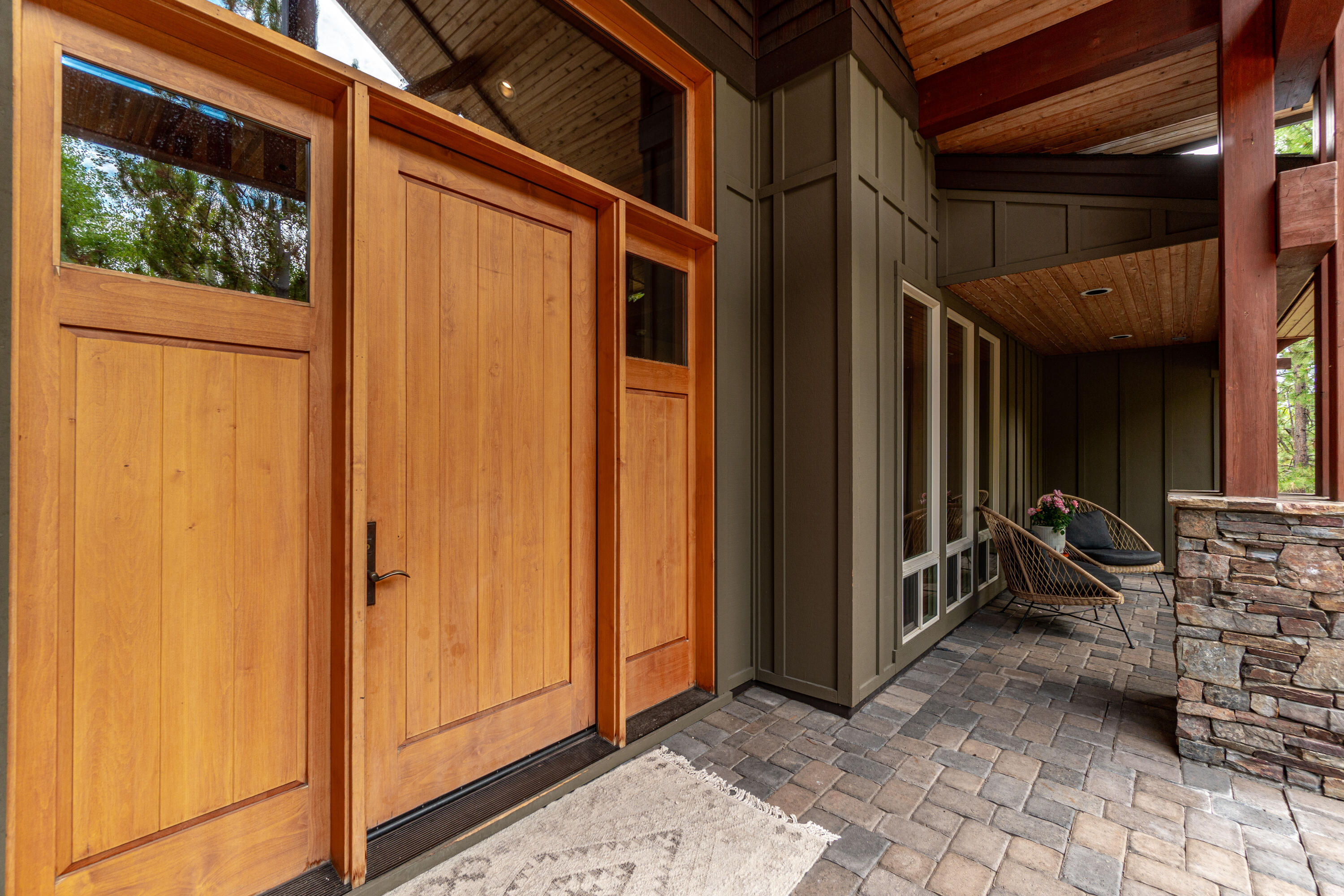 1654 NW Overlook Drive