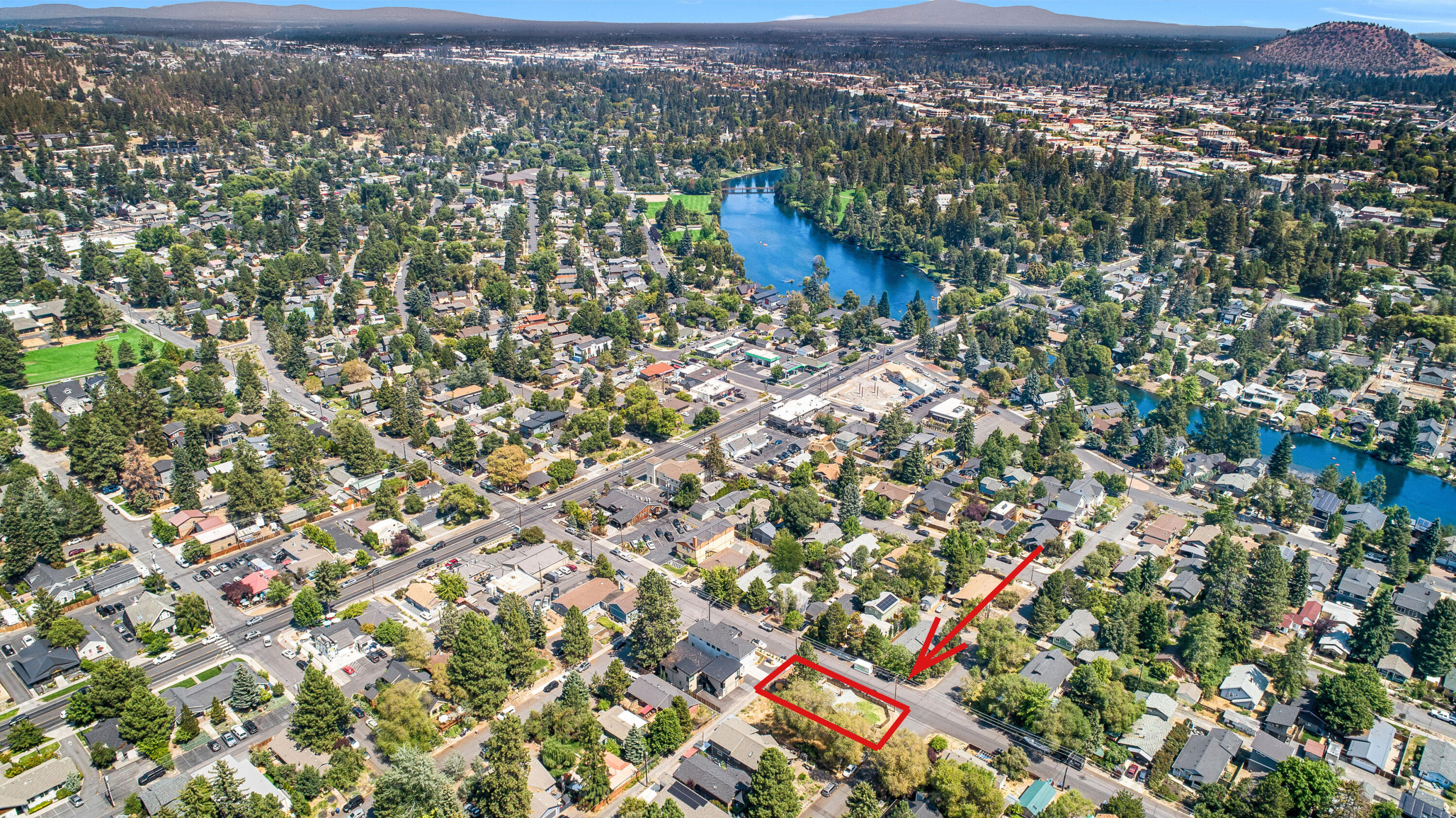 1206 NW Elgin Avenue