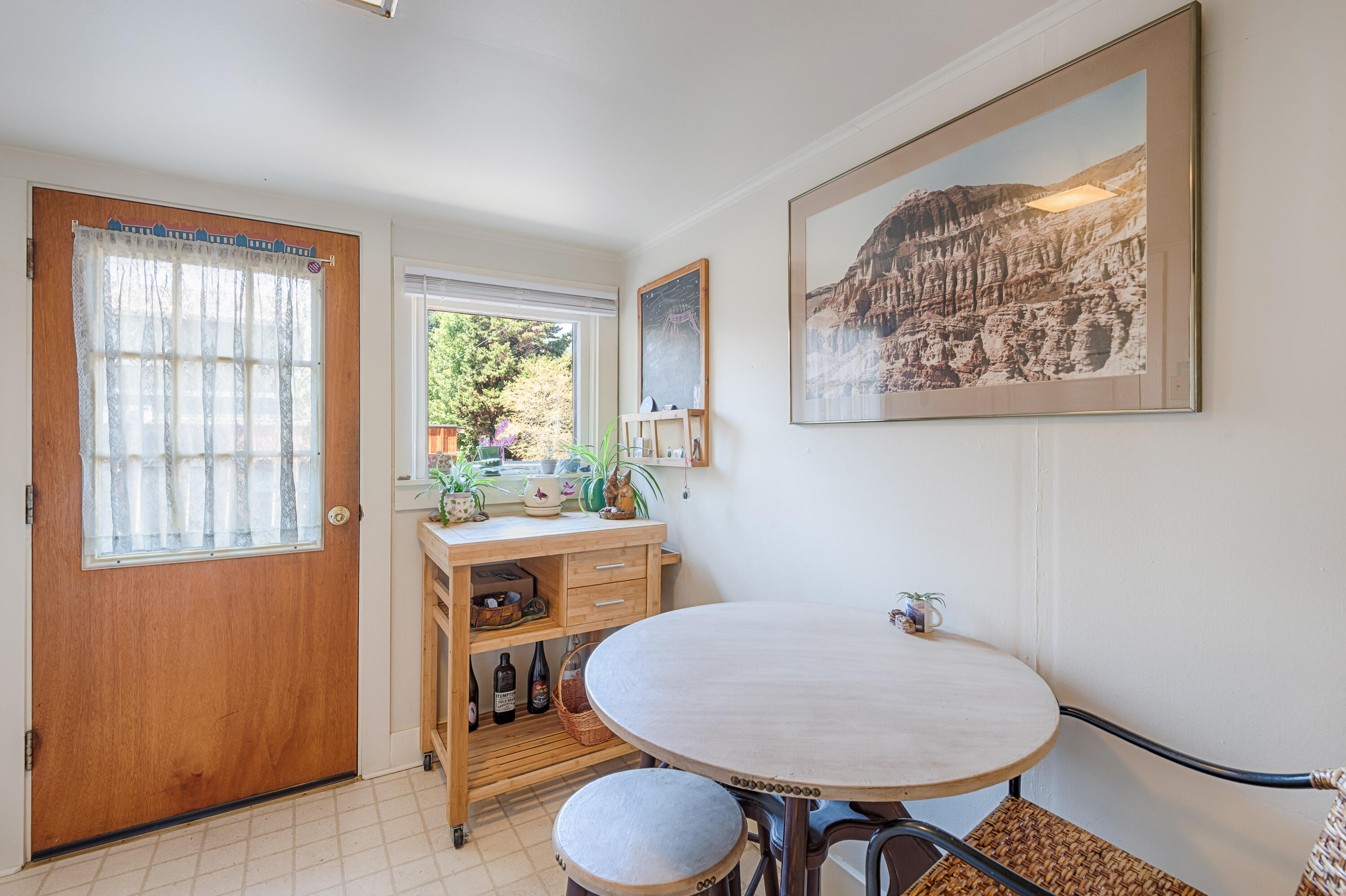 1206 NW Elgin Avenue