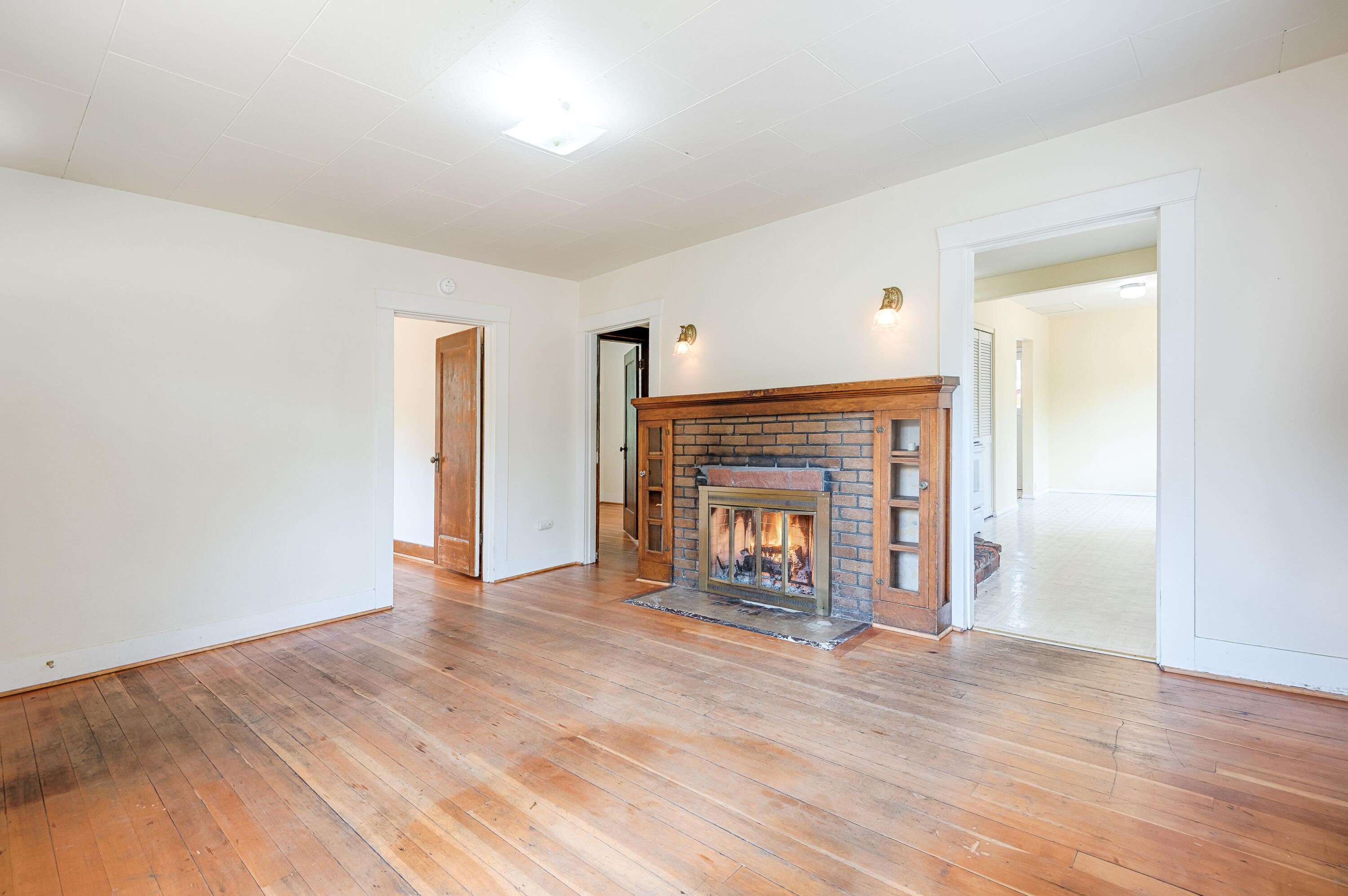 1206 NW Elgin Avenue