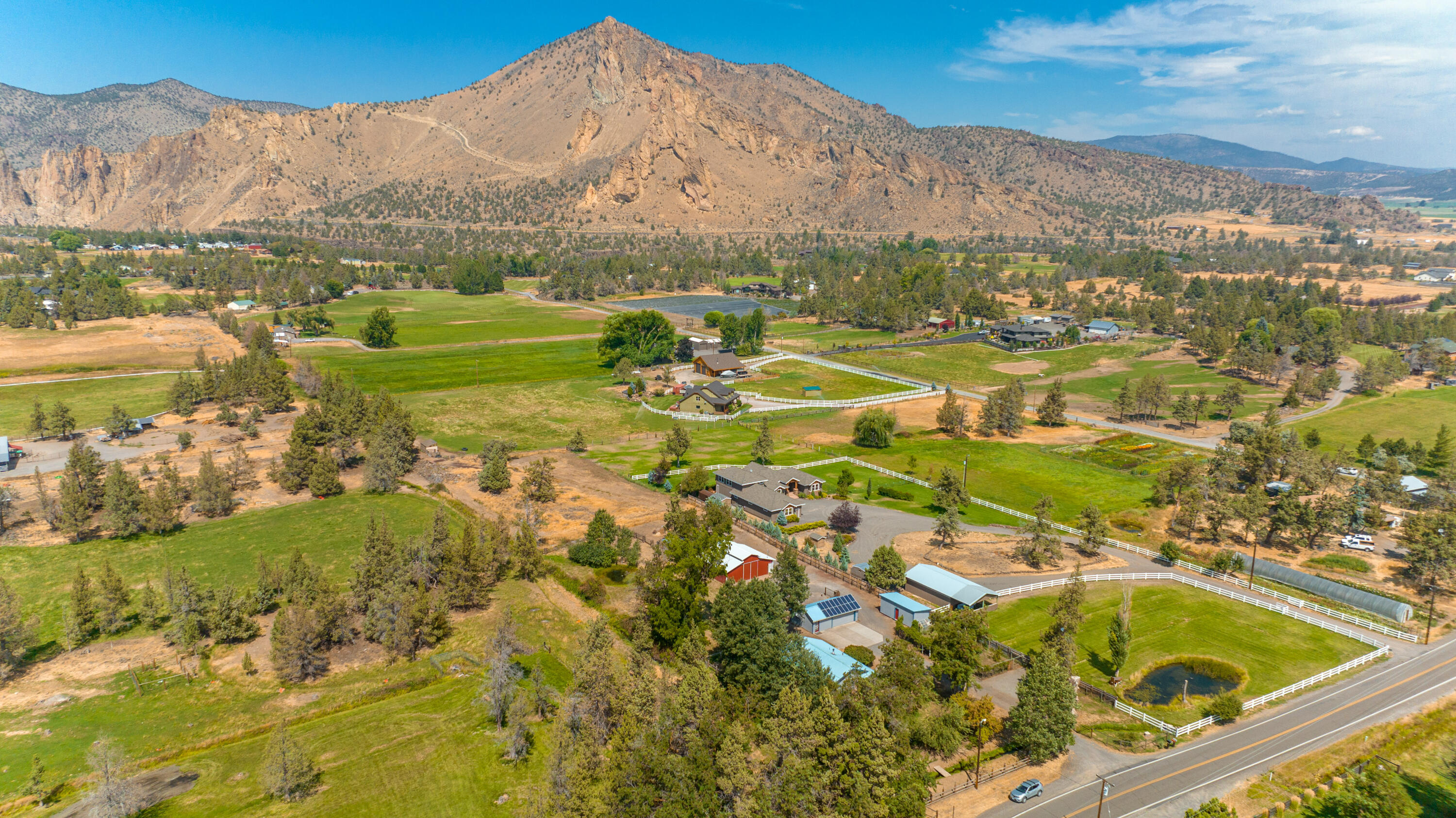 2929 NE Wilcox Avenue