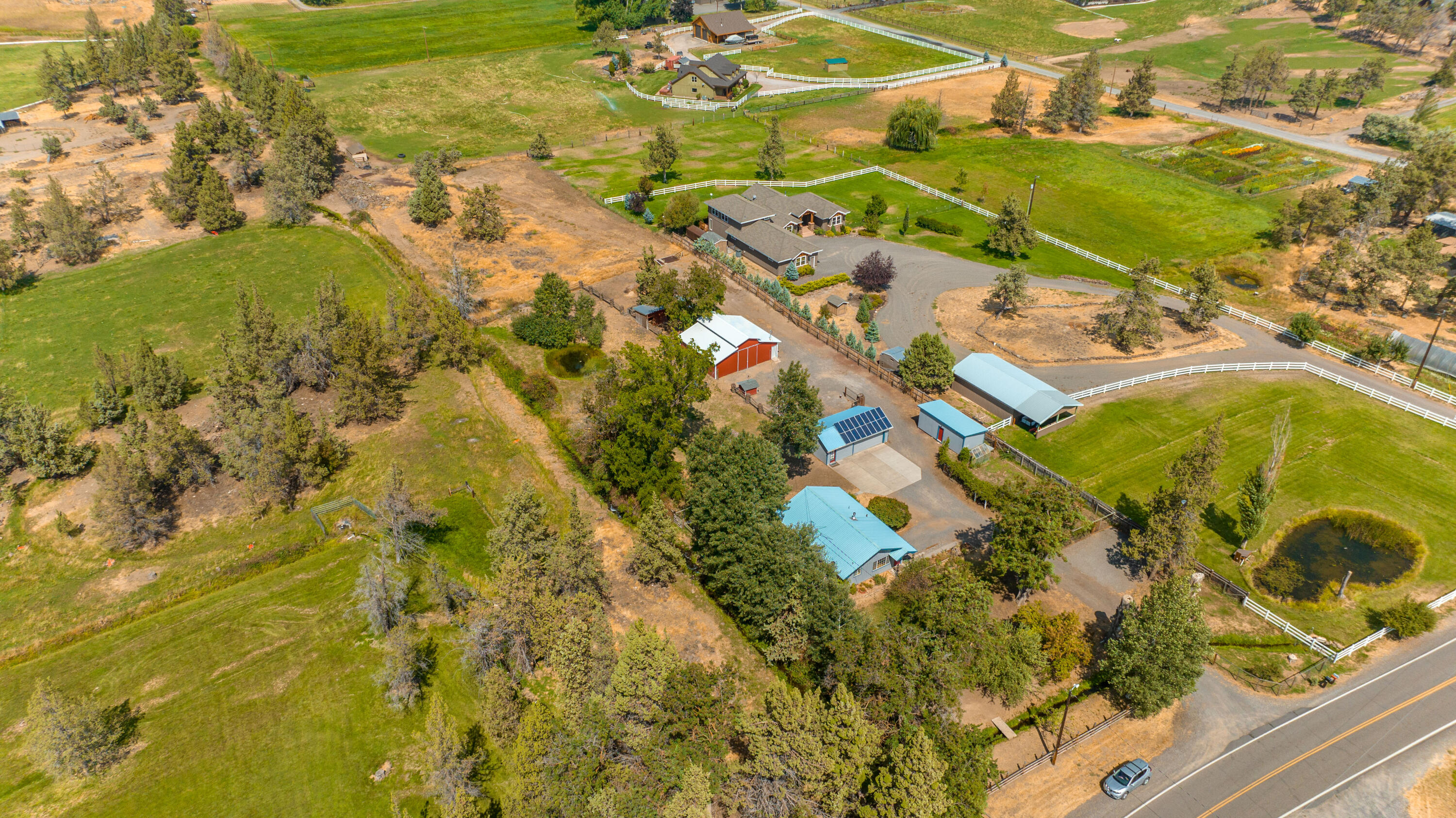 2929 NE Wilcox Avenue