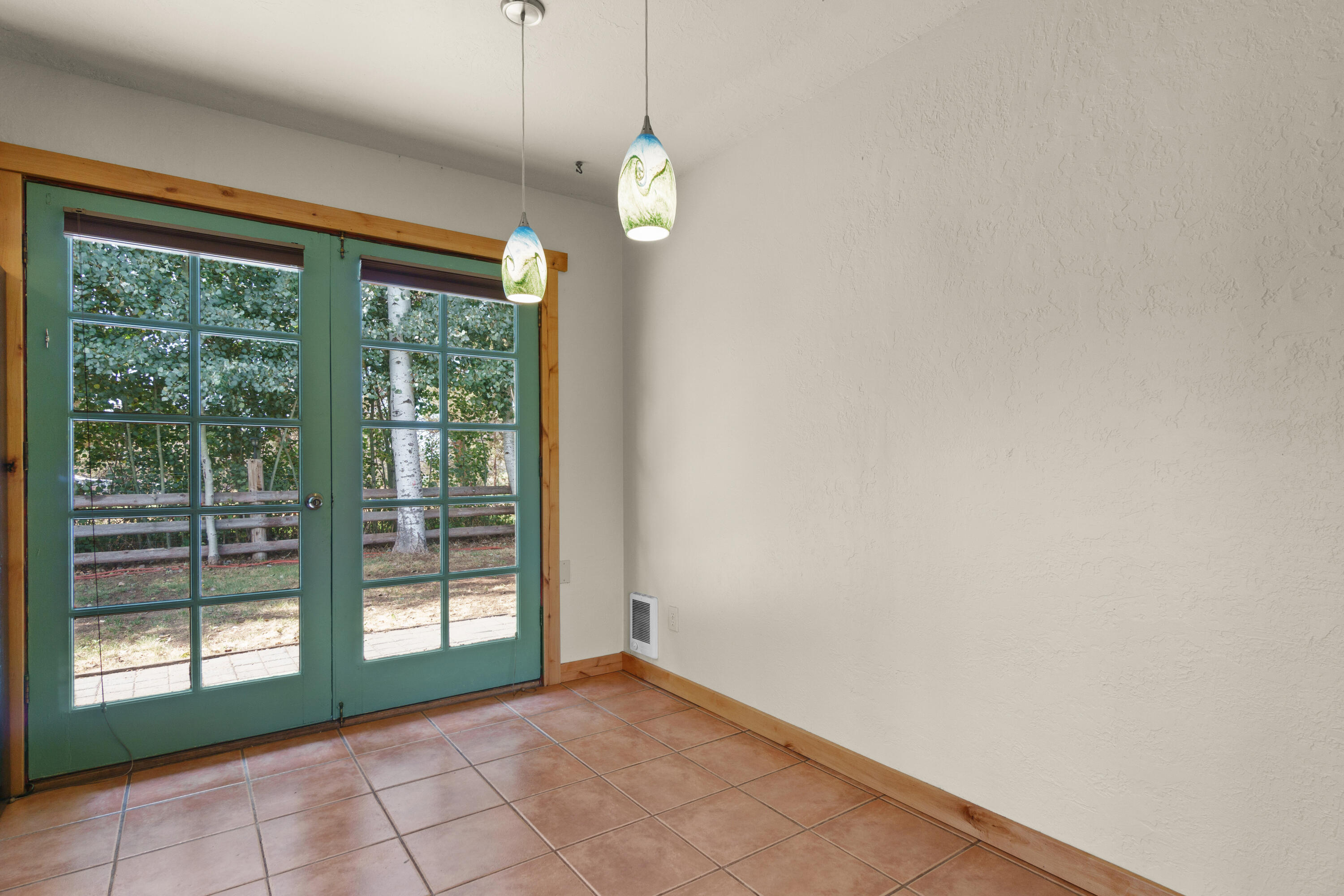 2929 NE Wilcox Avenue