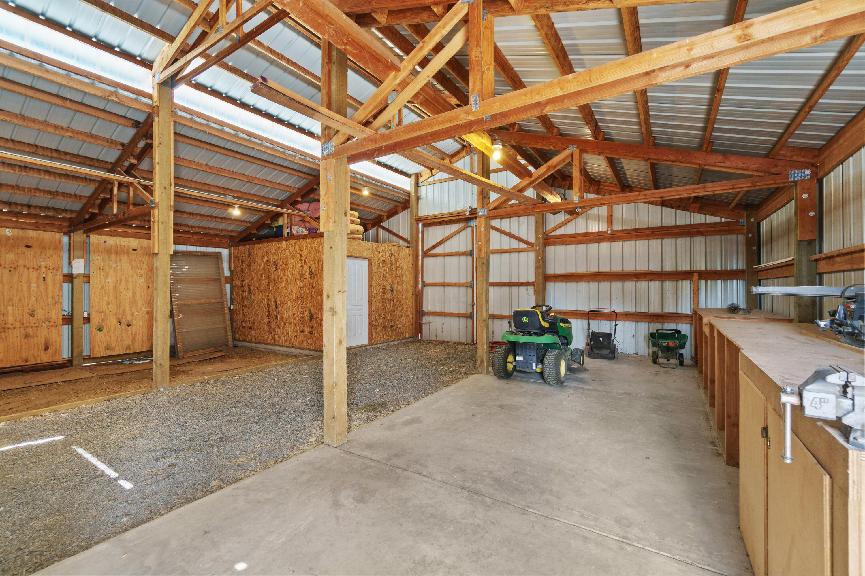 2929 NE Wilcox Avenue