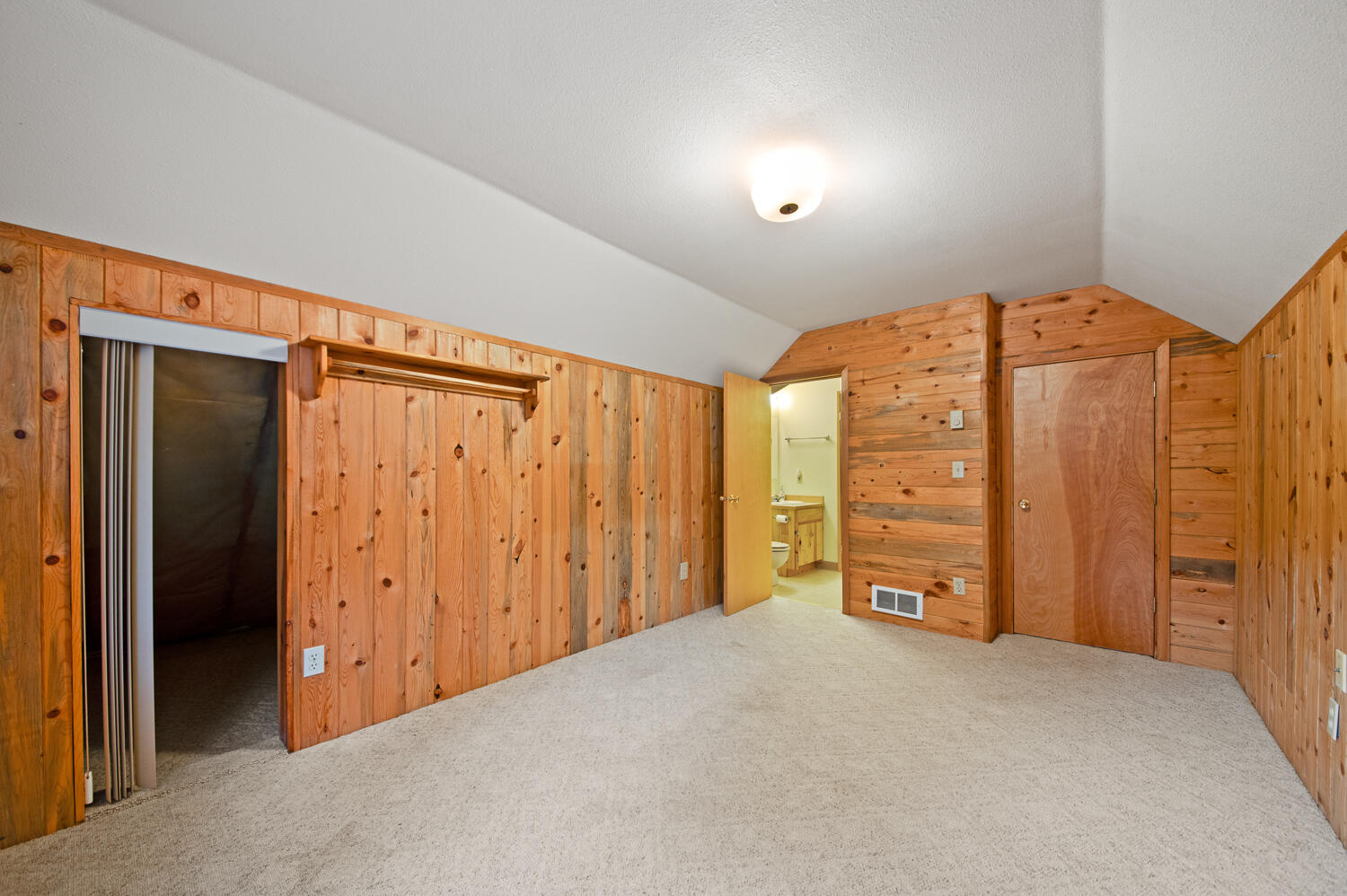 14232 Whitewater Loop