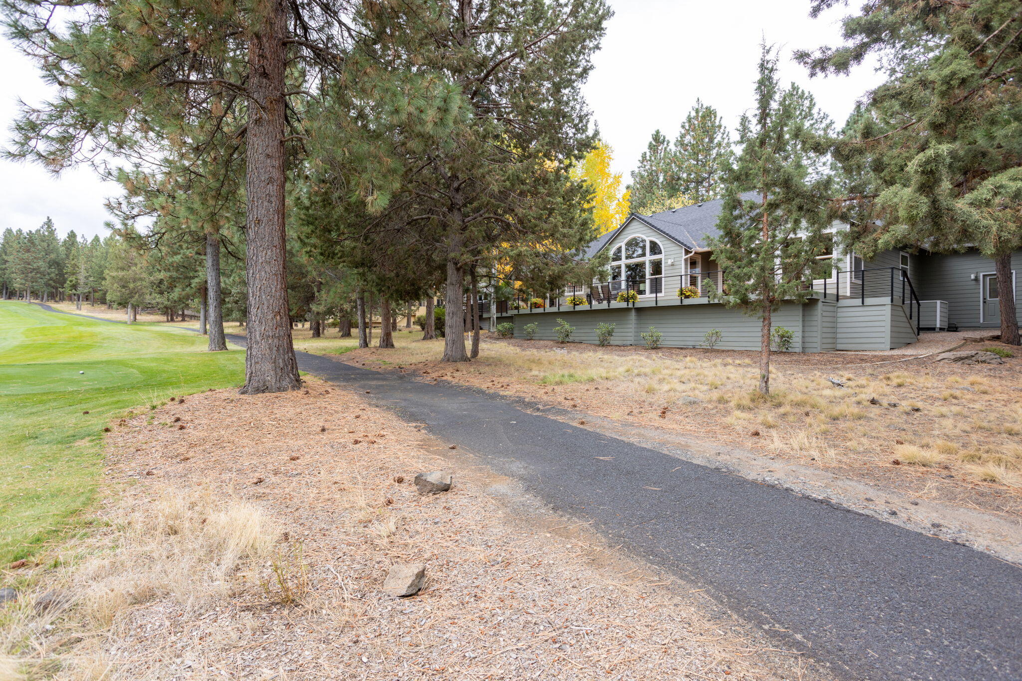 3559 NW McCready Drive