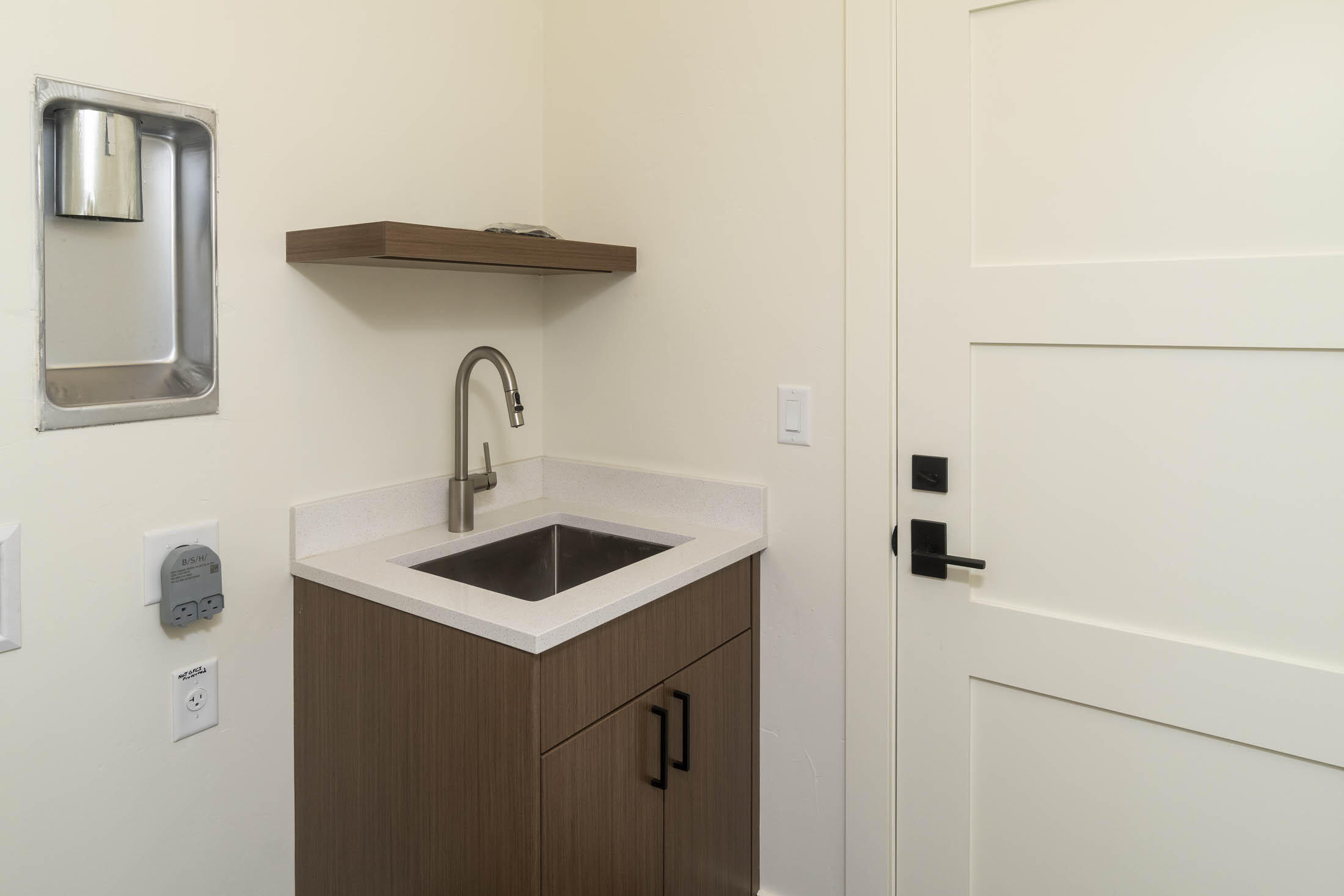 61284 McRoberts Lane, 27