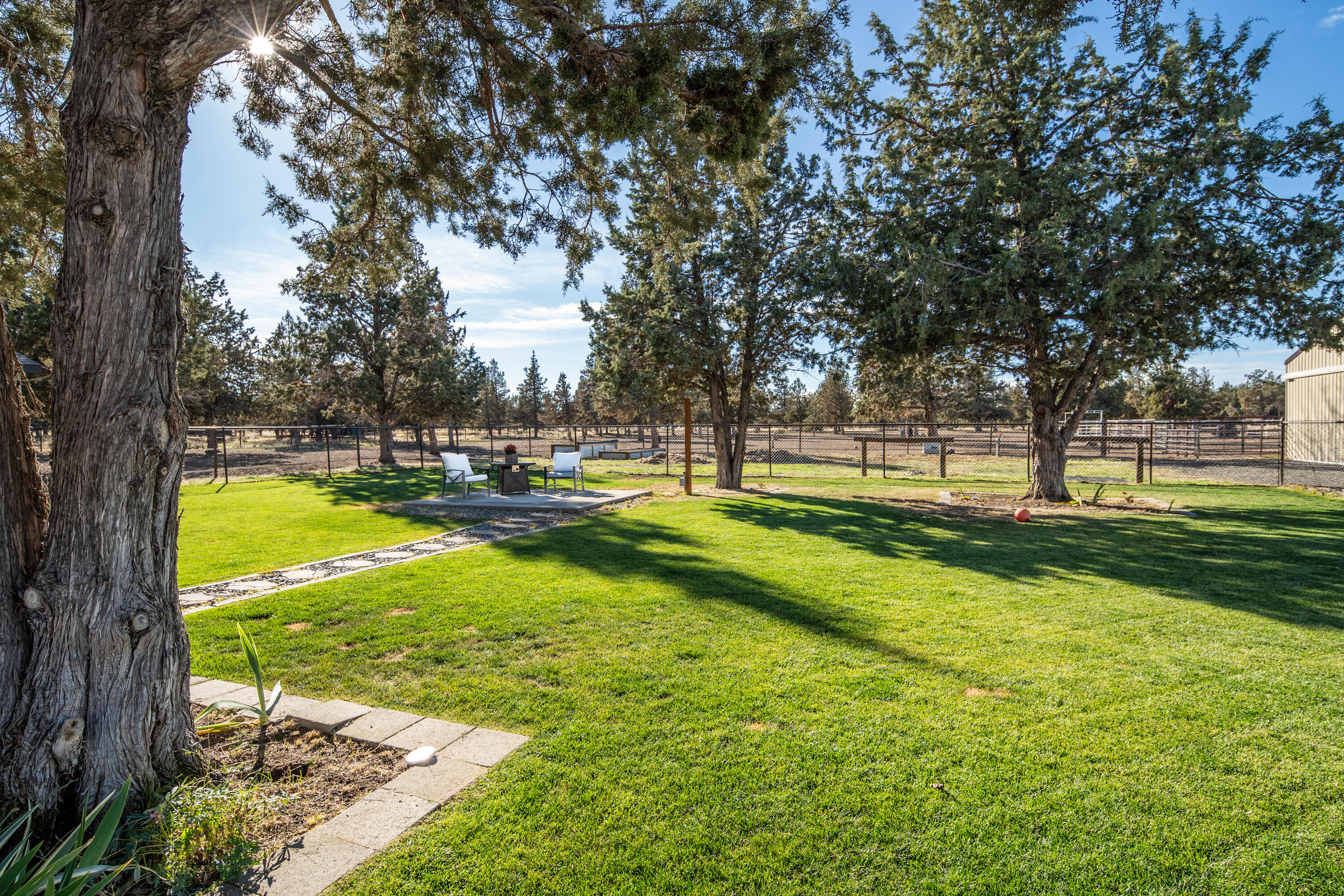 13714 SW Chipmunk Road