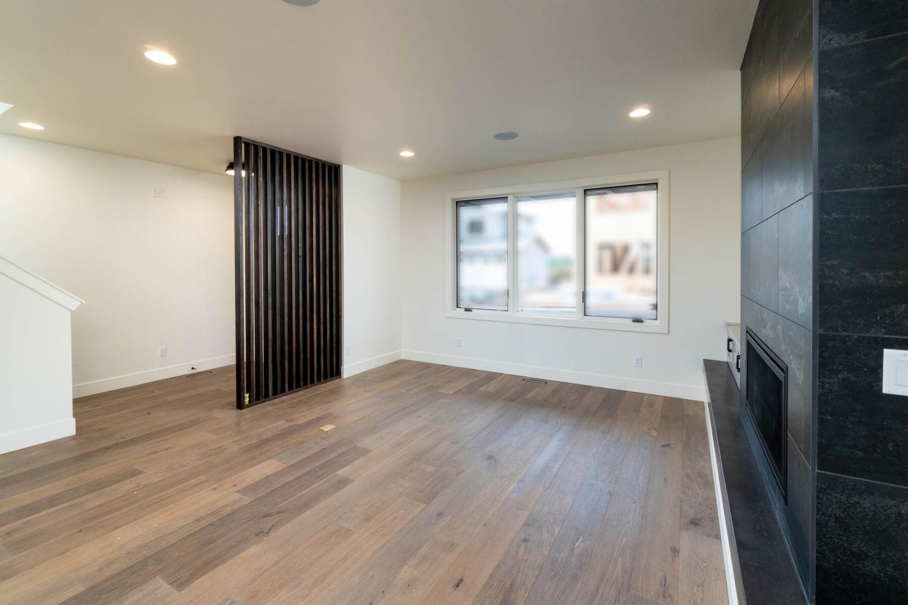 61285 McRoberts Lane, 30