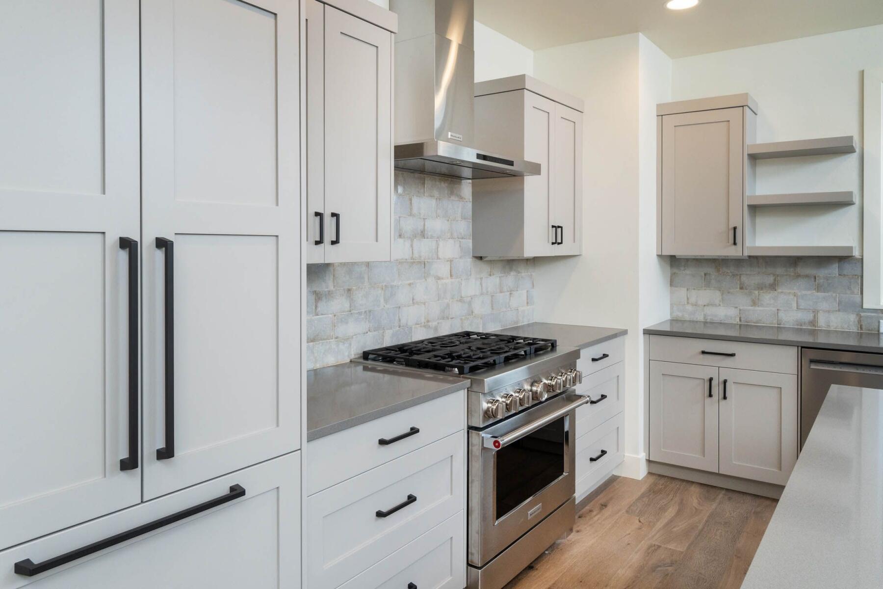 61285 McRoberts Lane, 30