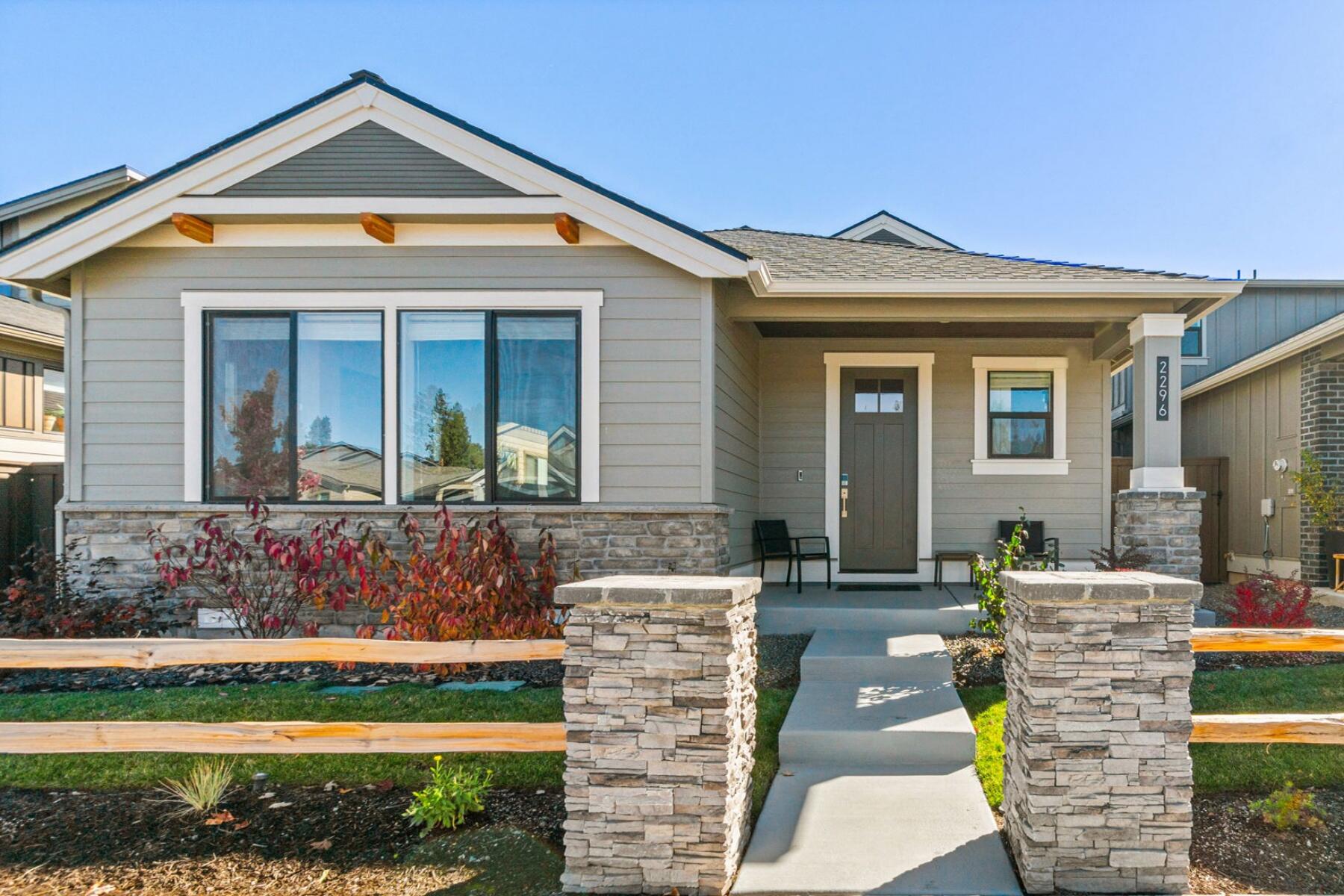 2296 NW Skyline Ranch Road