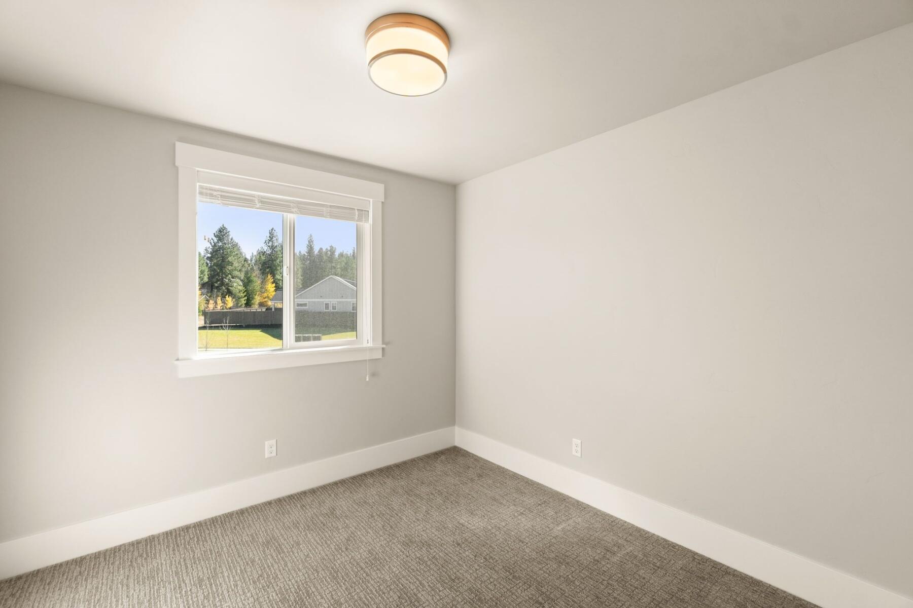 2296 NW Skyline Ranch Road