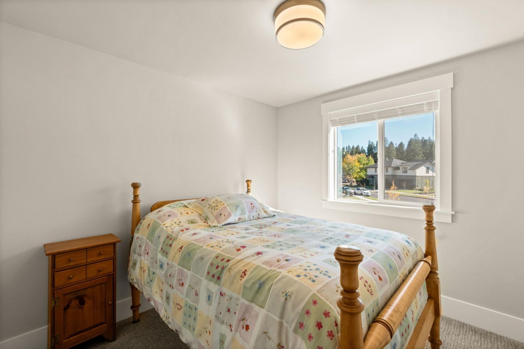 2296 NW Skyline Ranch Road