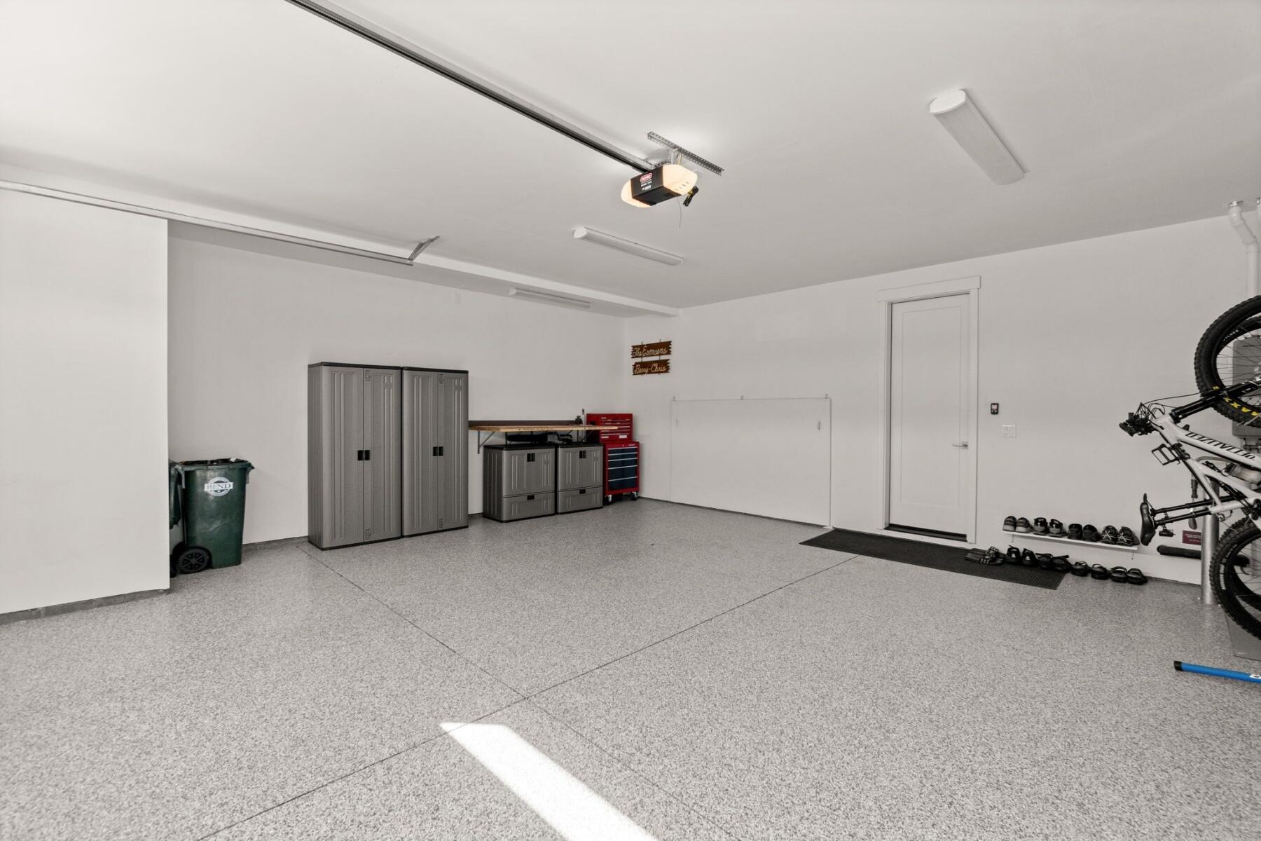 2296 NW Skyline Ranch Road