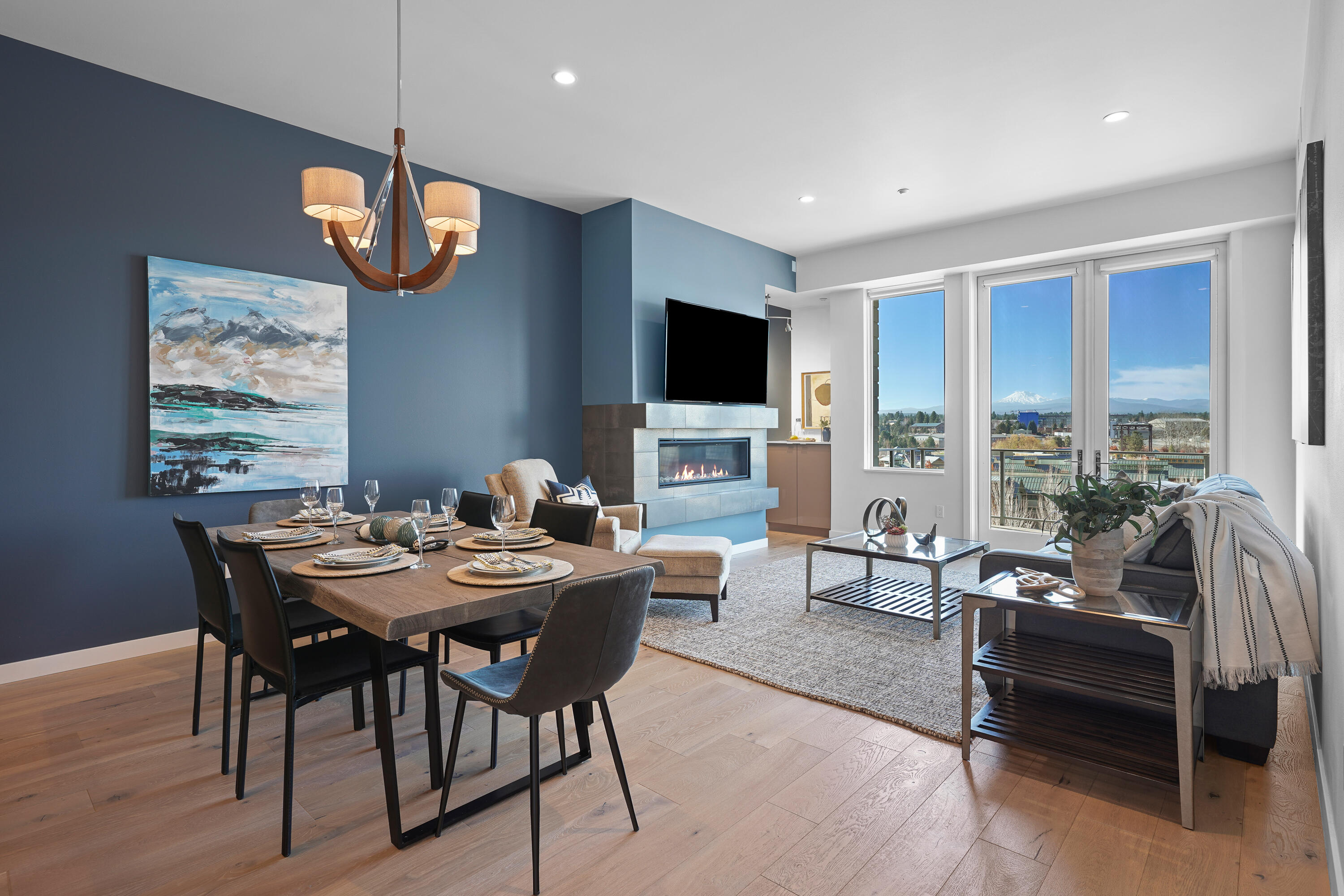 291 SW Bluff Drive, UNIT 320