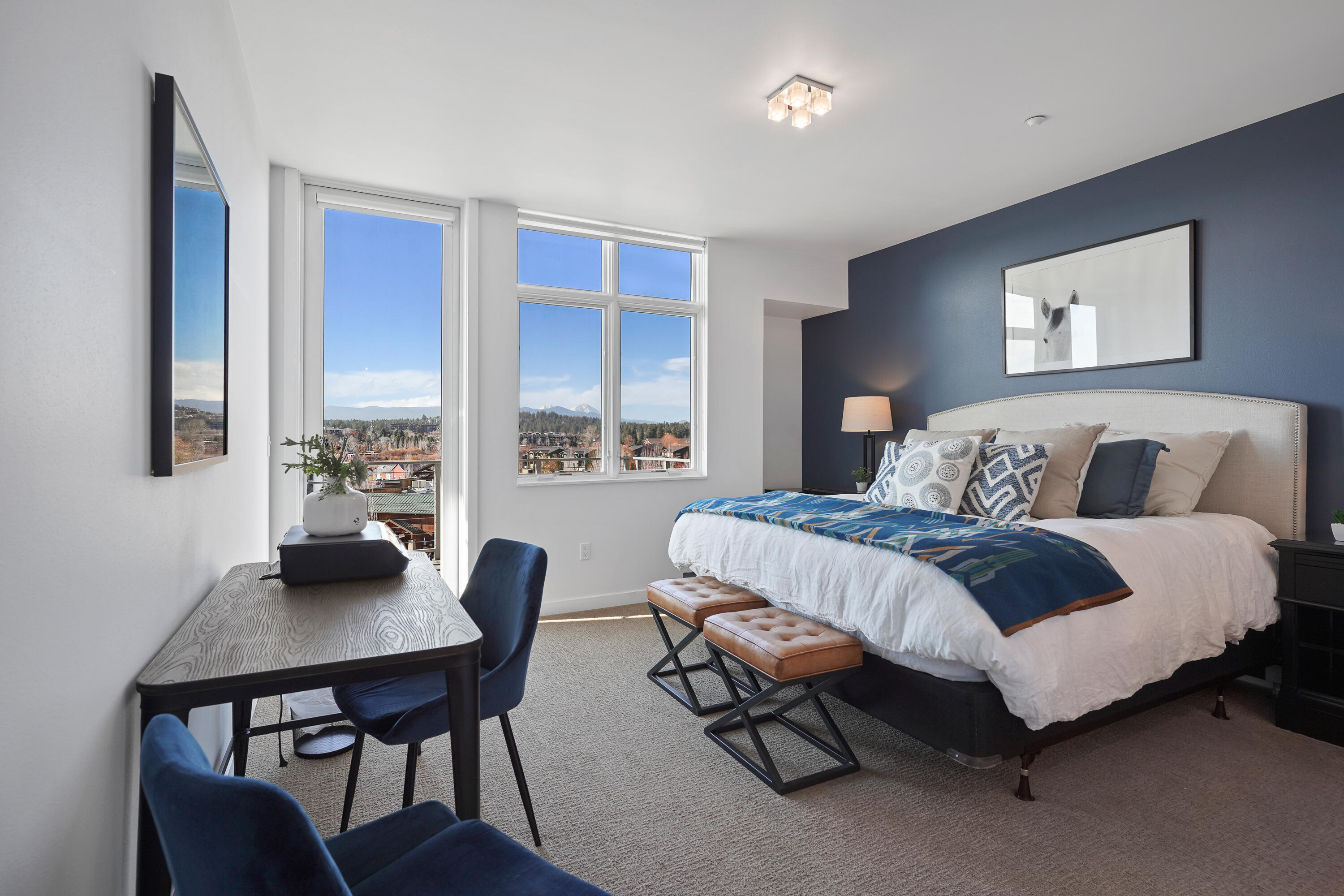 291 SW Bluff Drive, UNIT 320