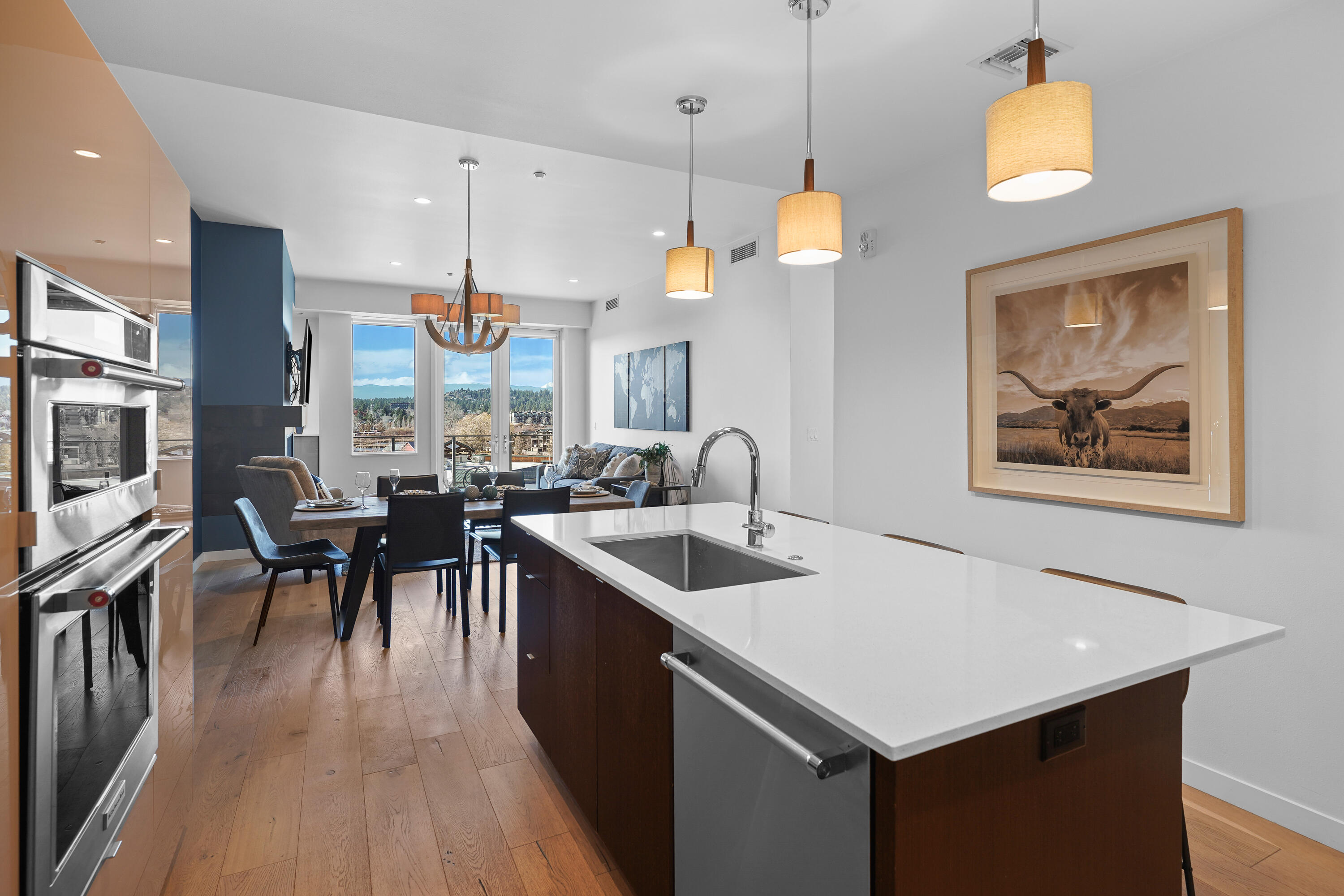 291 SW Bluff Drive, UNIT 320