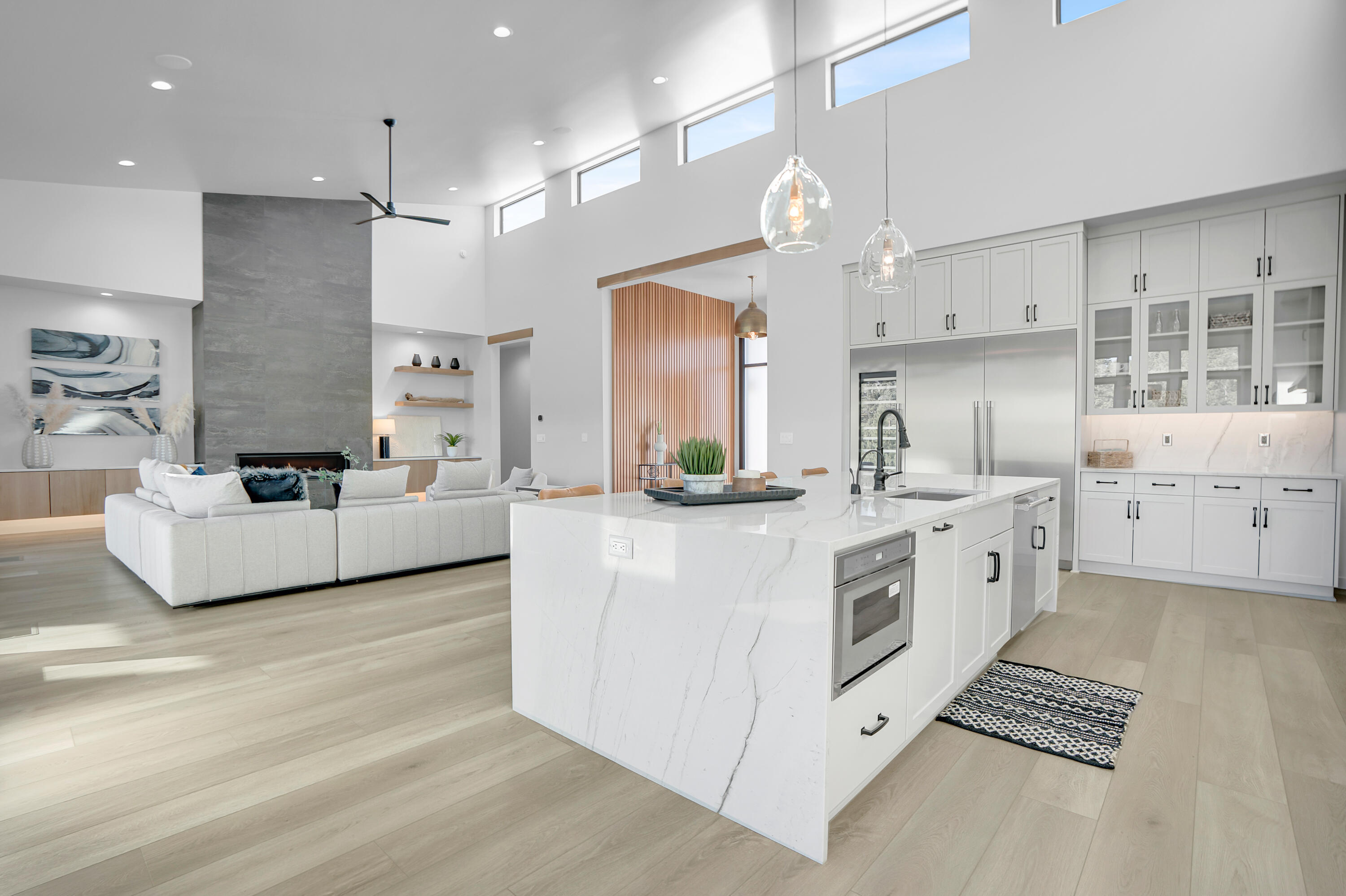 60893 River Rim Drive