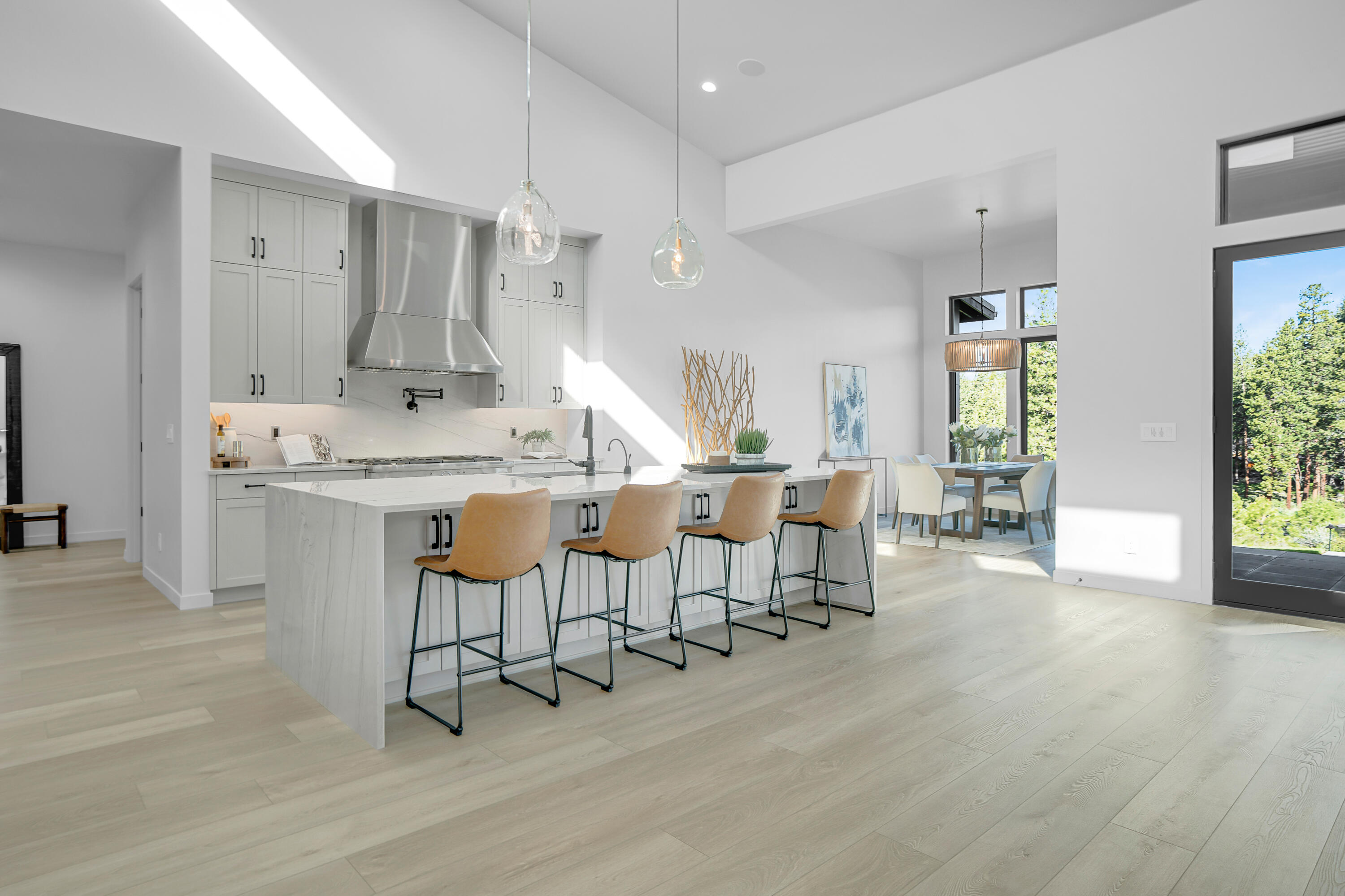 60893 River Rim Drive