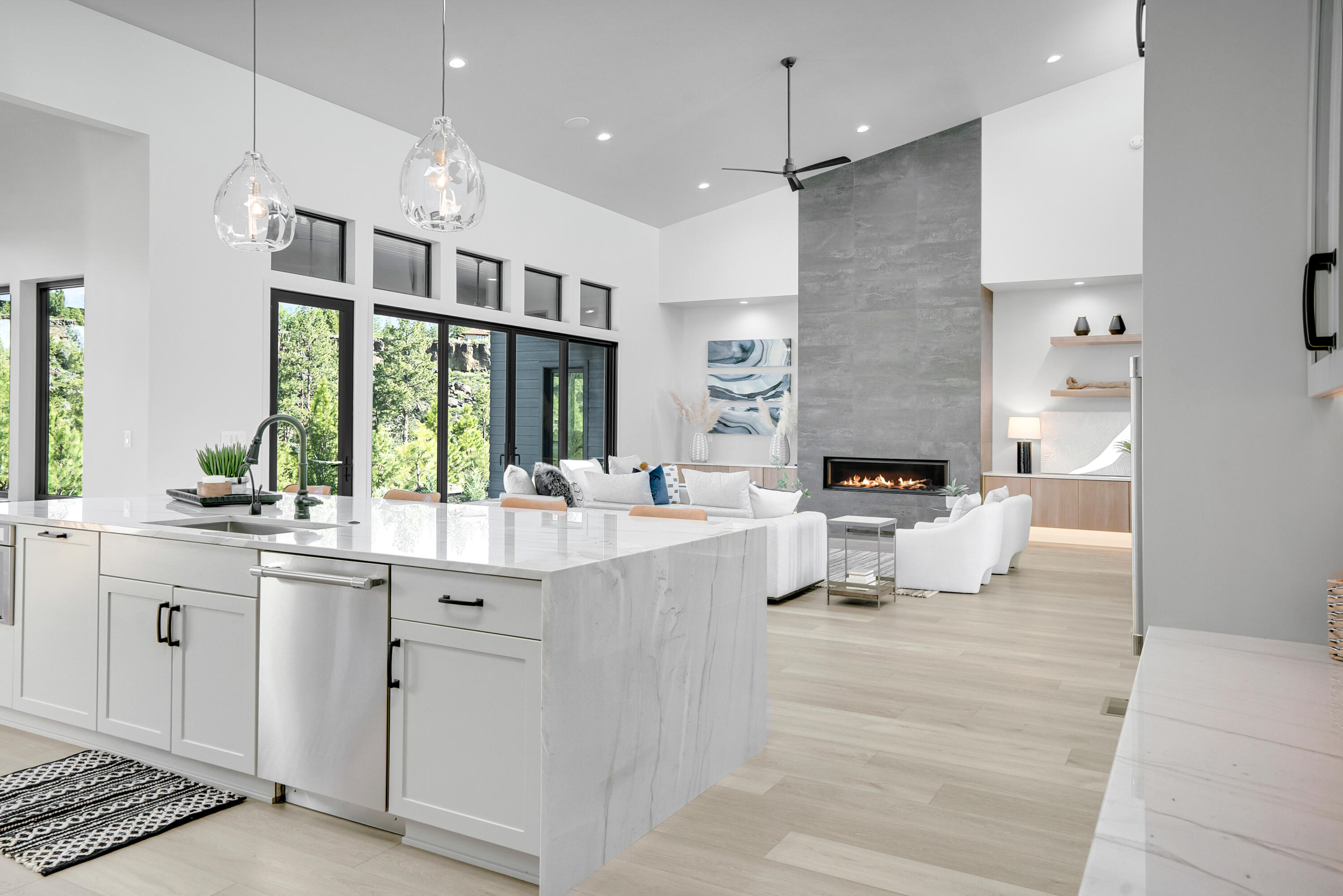 60893 River Rim Drive